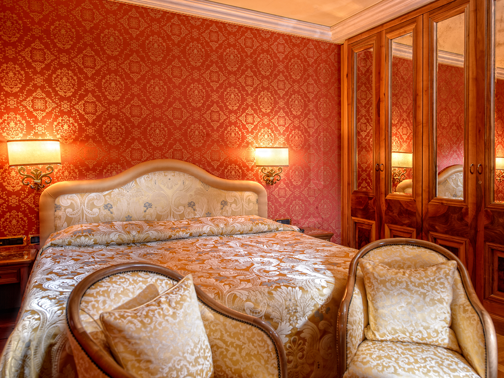 Double or Twin Superior