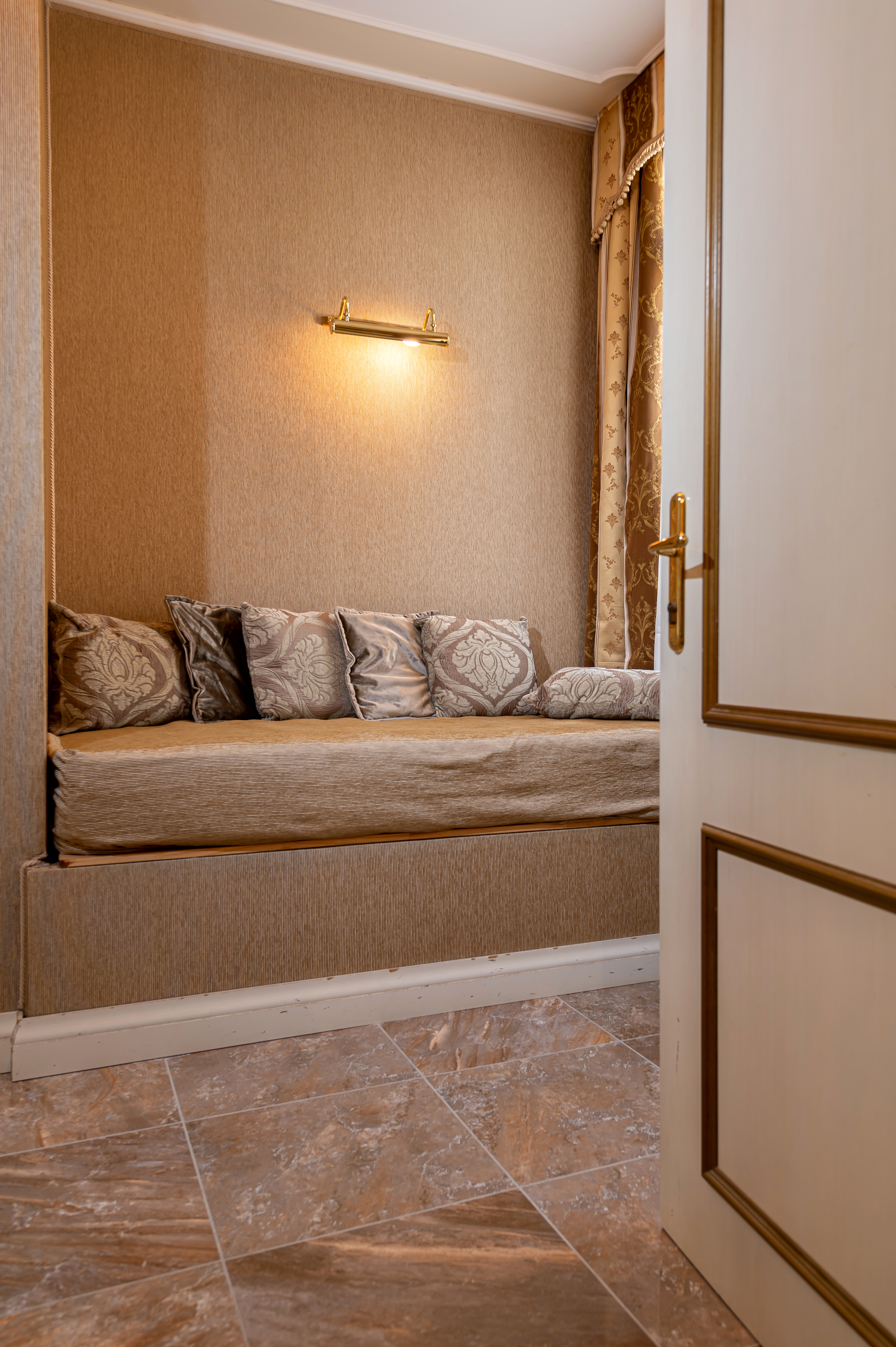 Family Room Standard