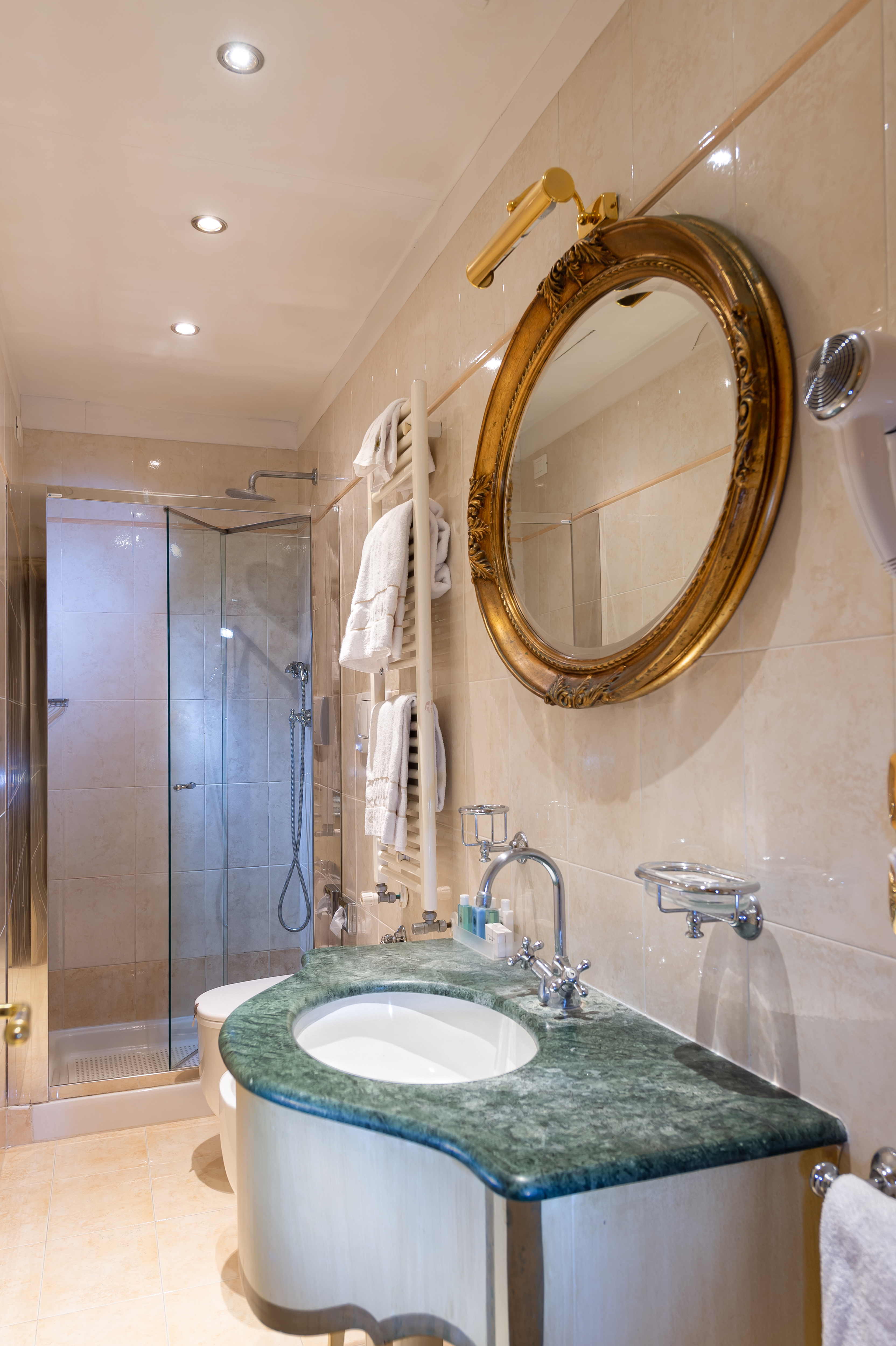 Double or Twin Superior