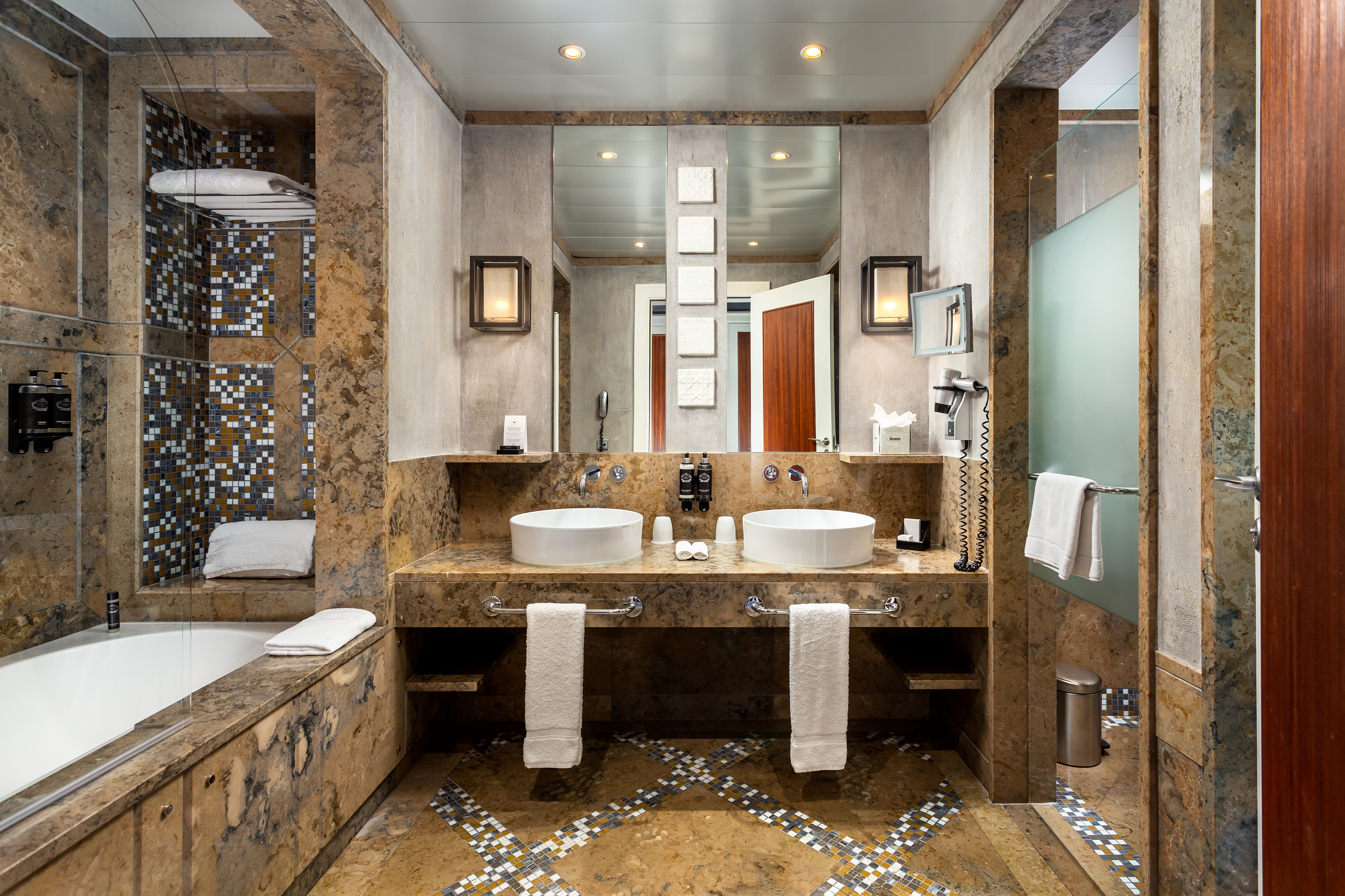 Double or Twin Superior Sea View