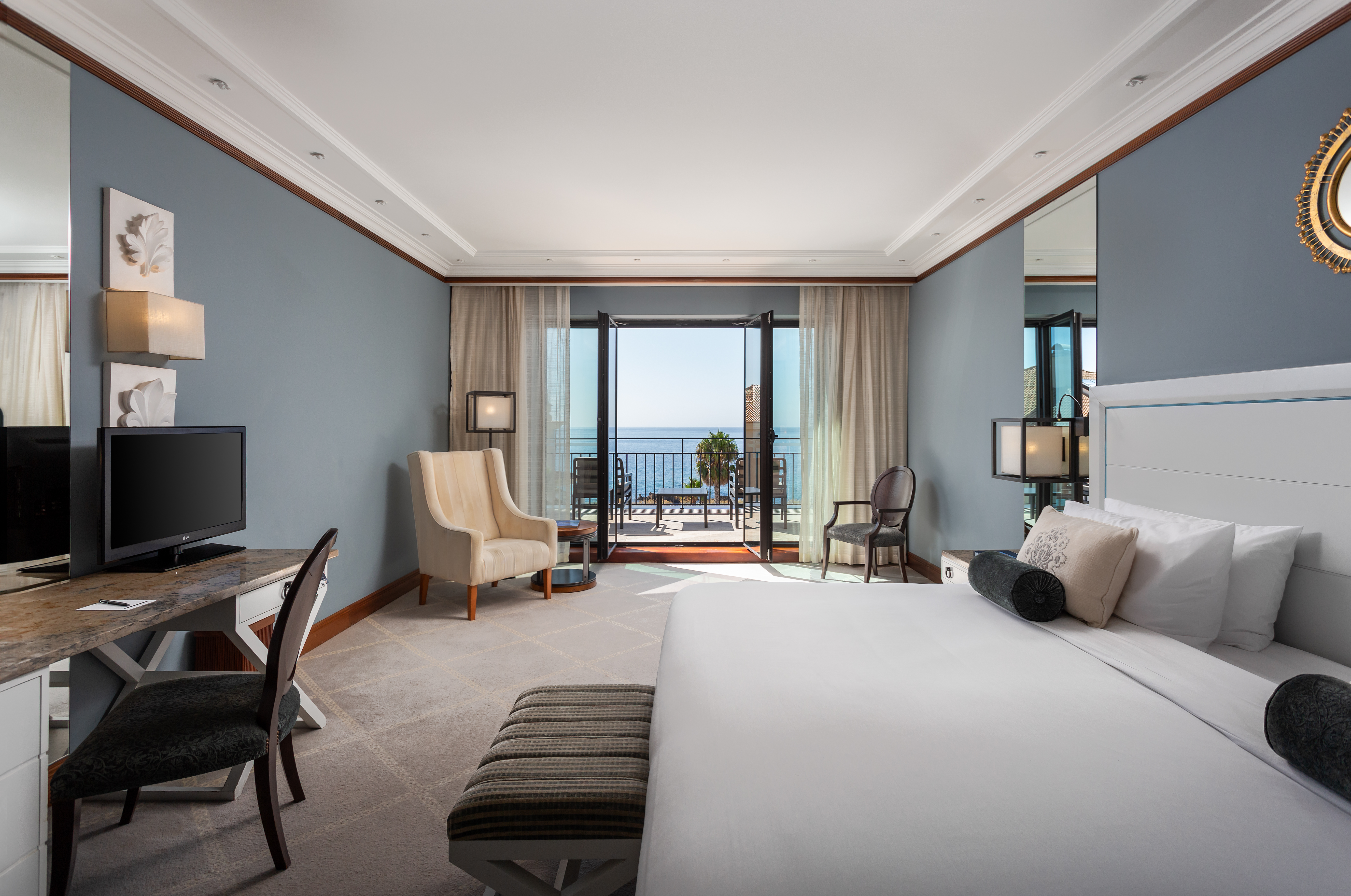 Double or Twin Superior Sea View