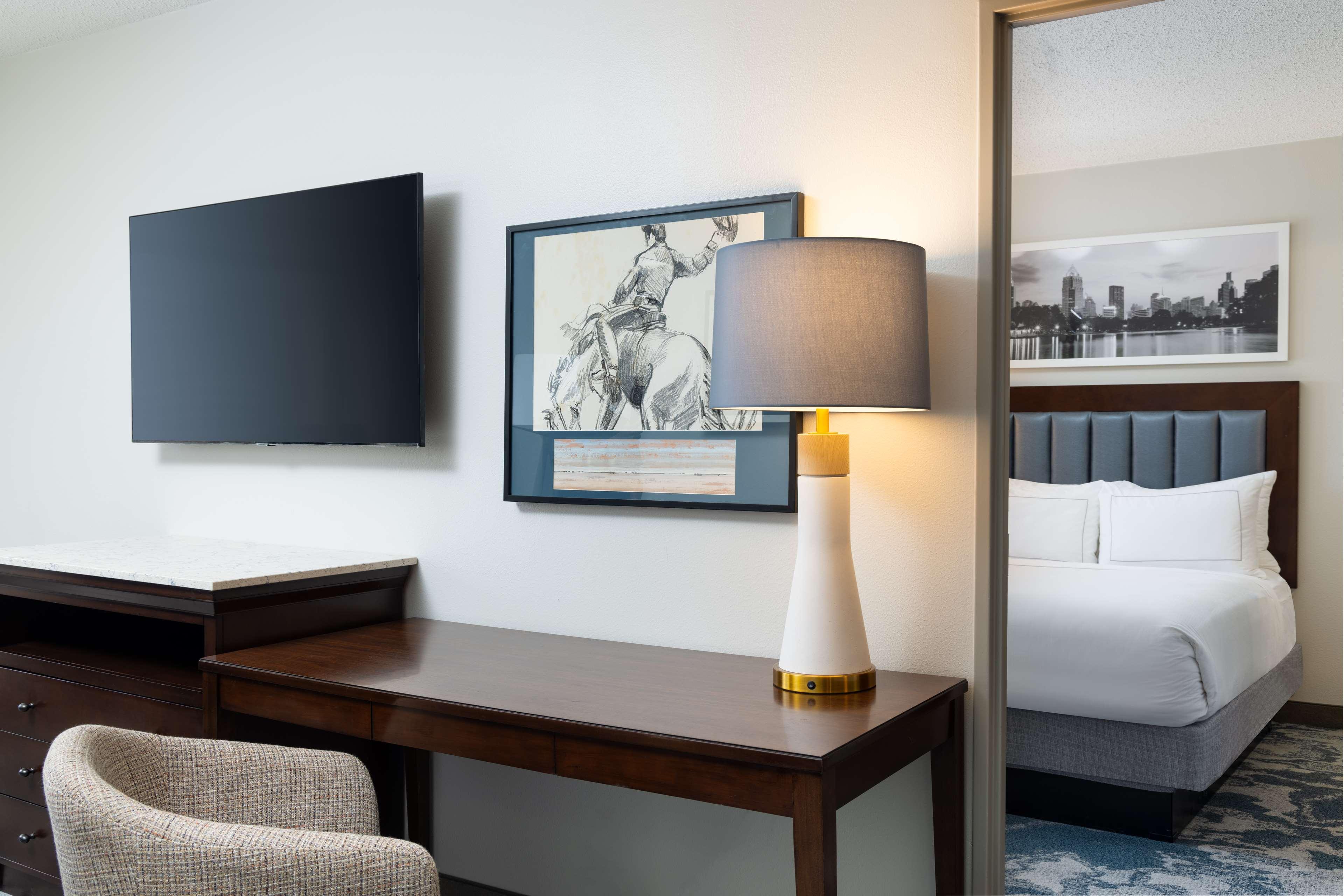 Suite with Kitchenette