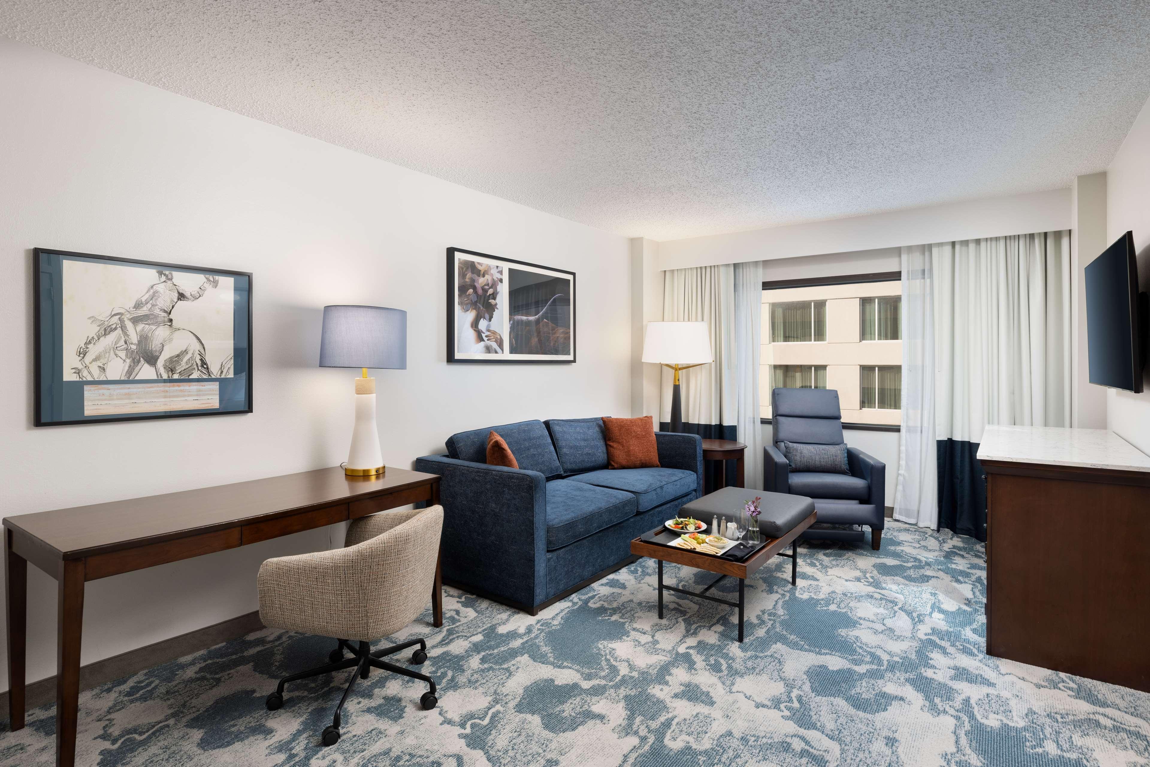 Suite with Kitchenette