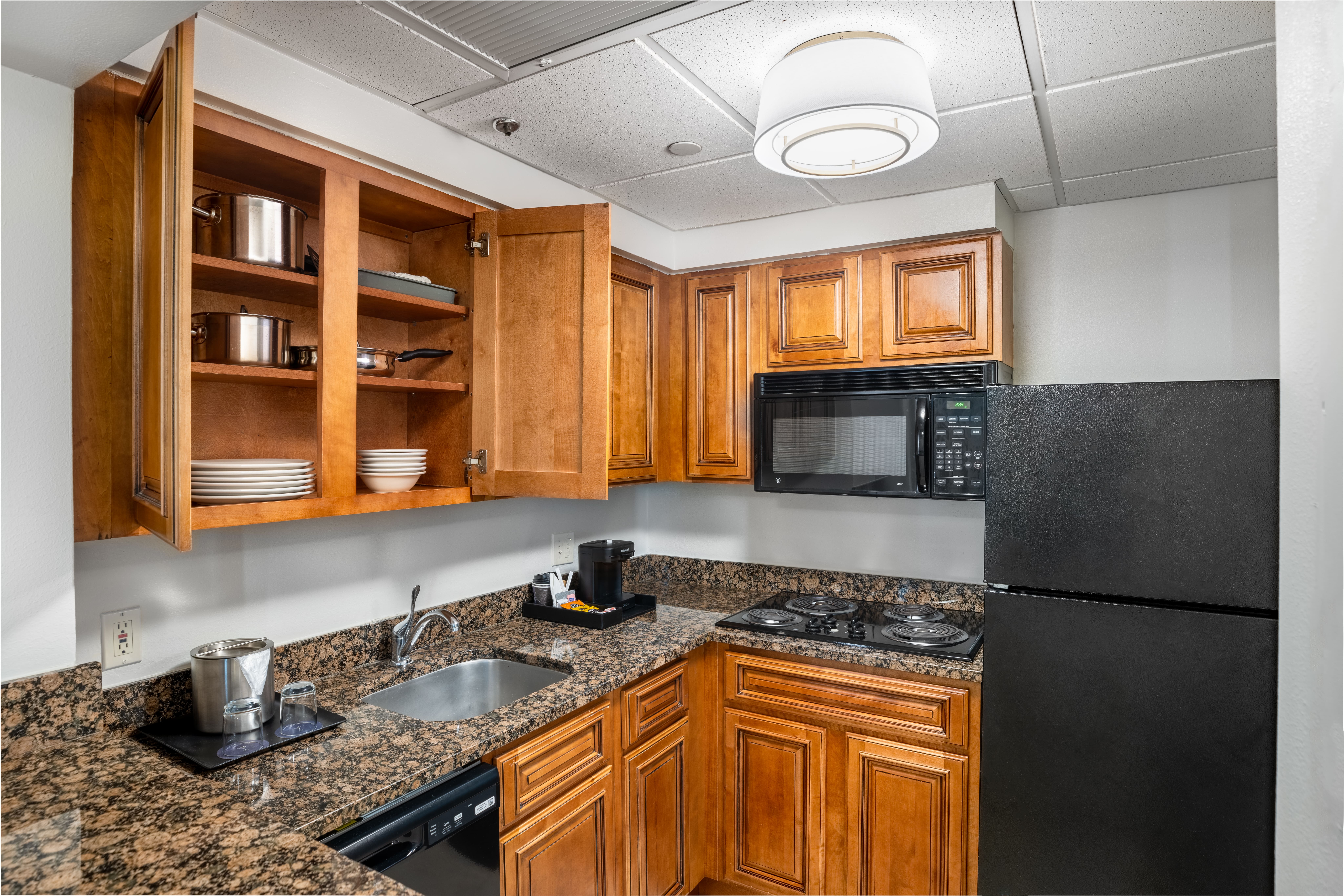 Suite with Kitchenette