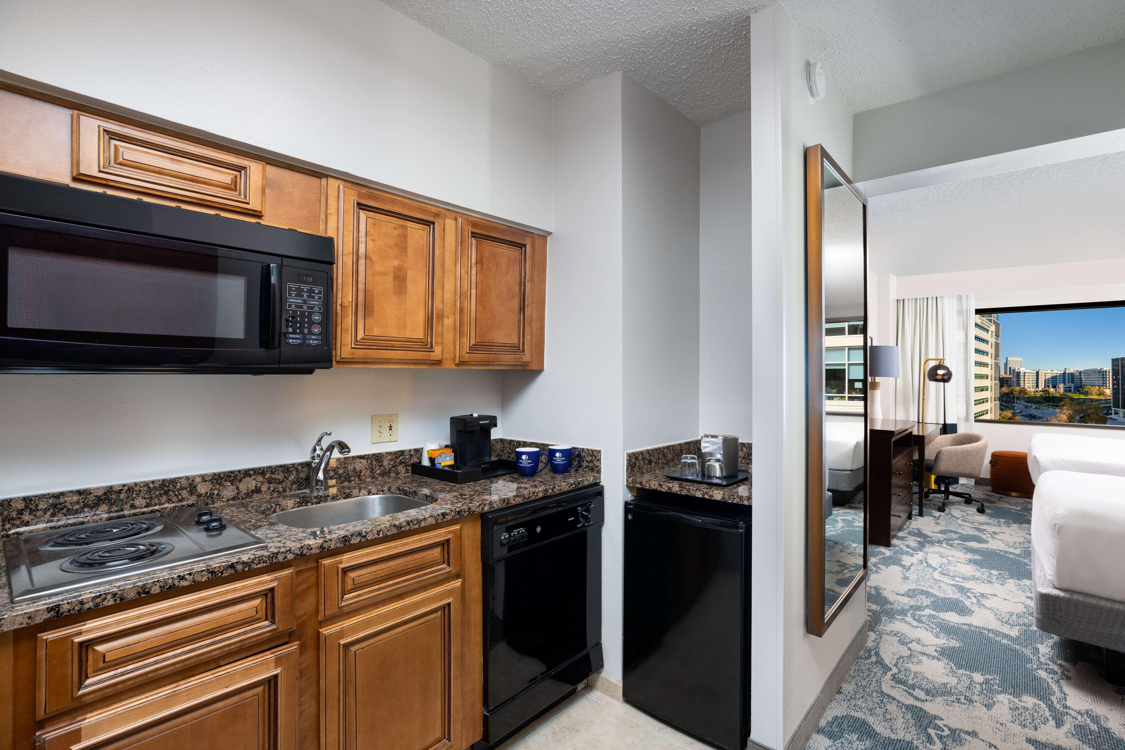 Double or Twin Two Queen Beds