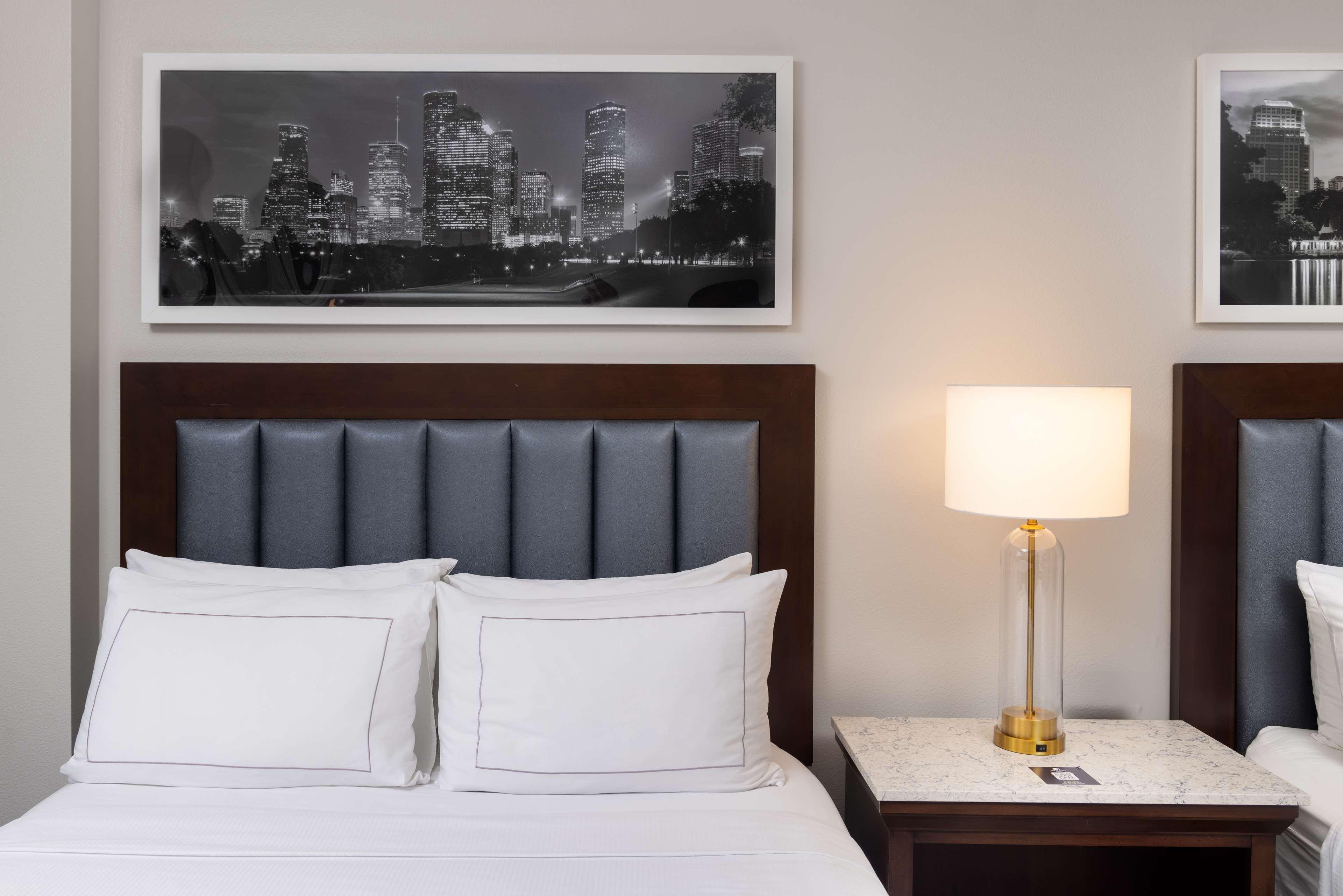 Junior Suite Two Queen Beds