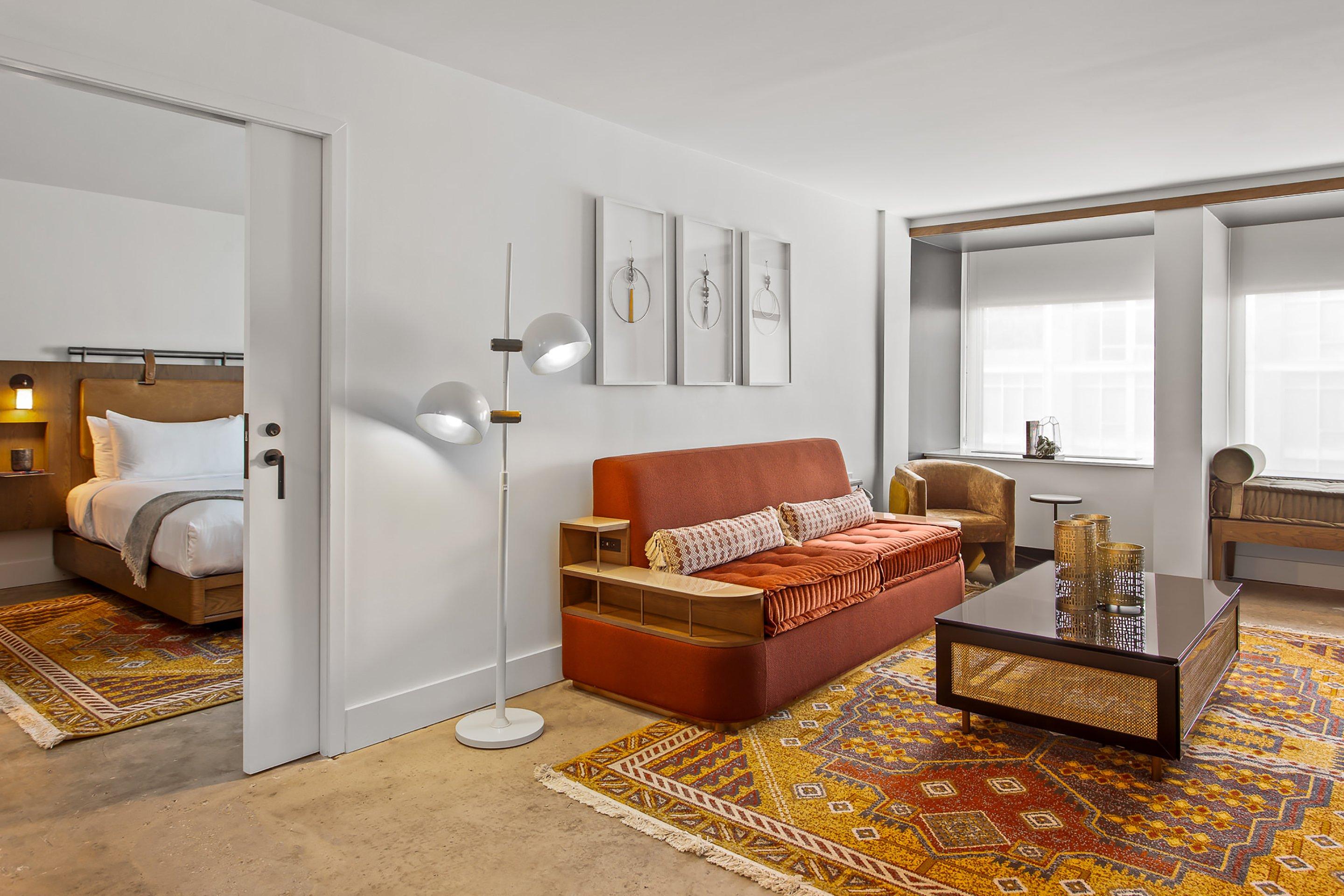 Suite City View King Bed