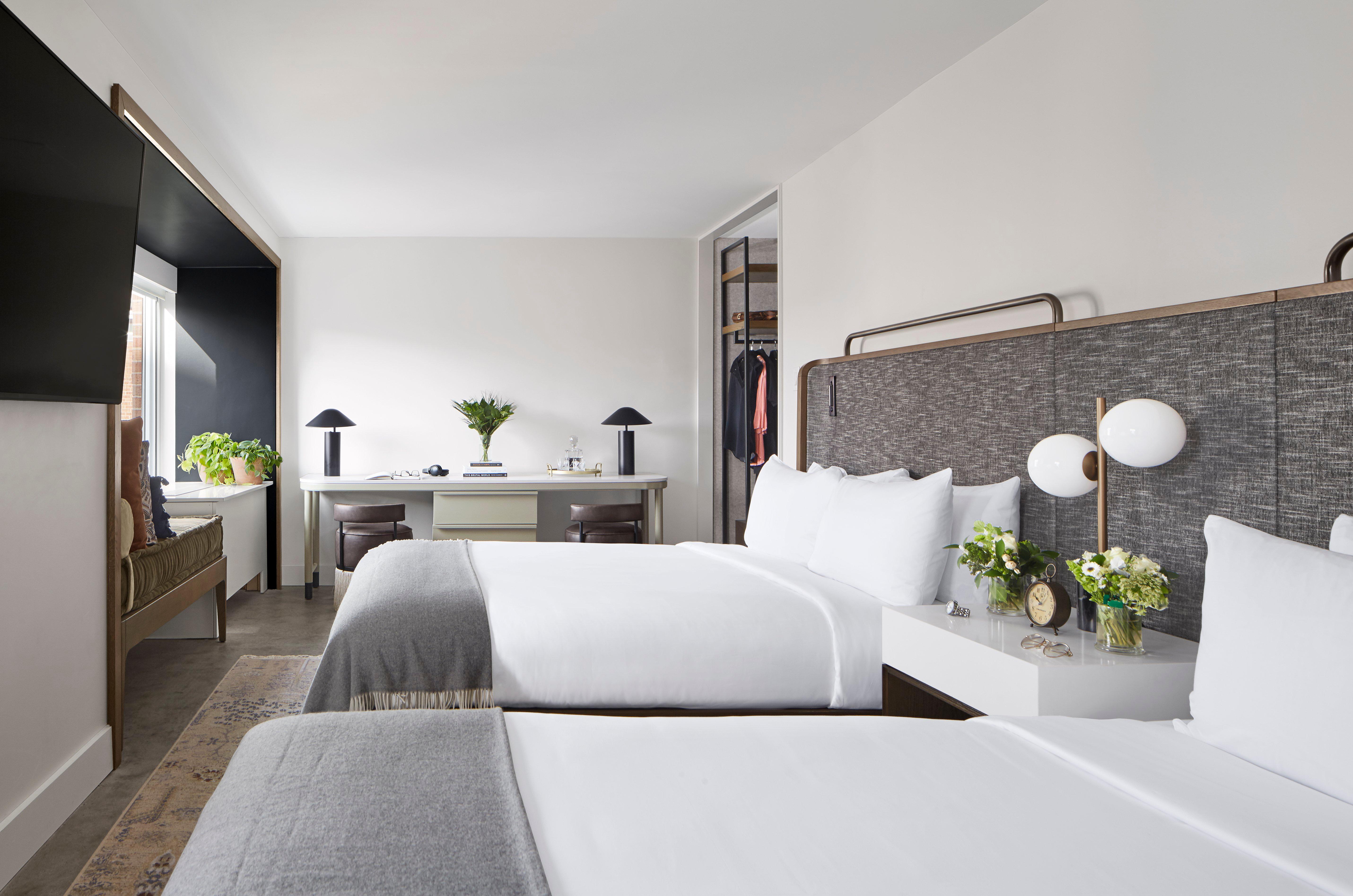 Suite City View Two Queen Beds