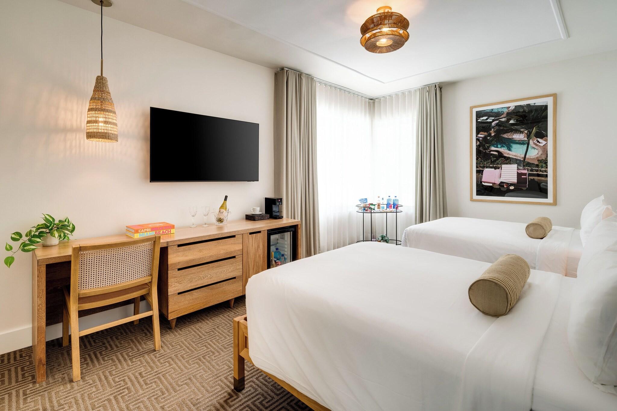 Quadruple Deluxe with Views