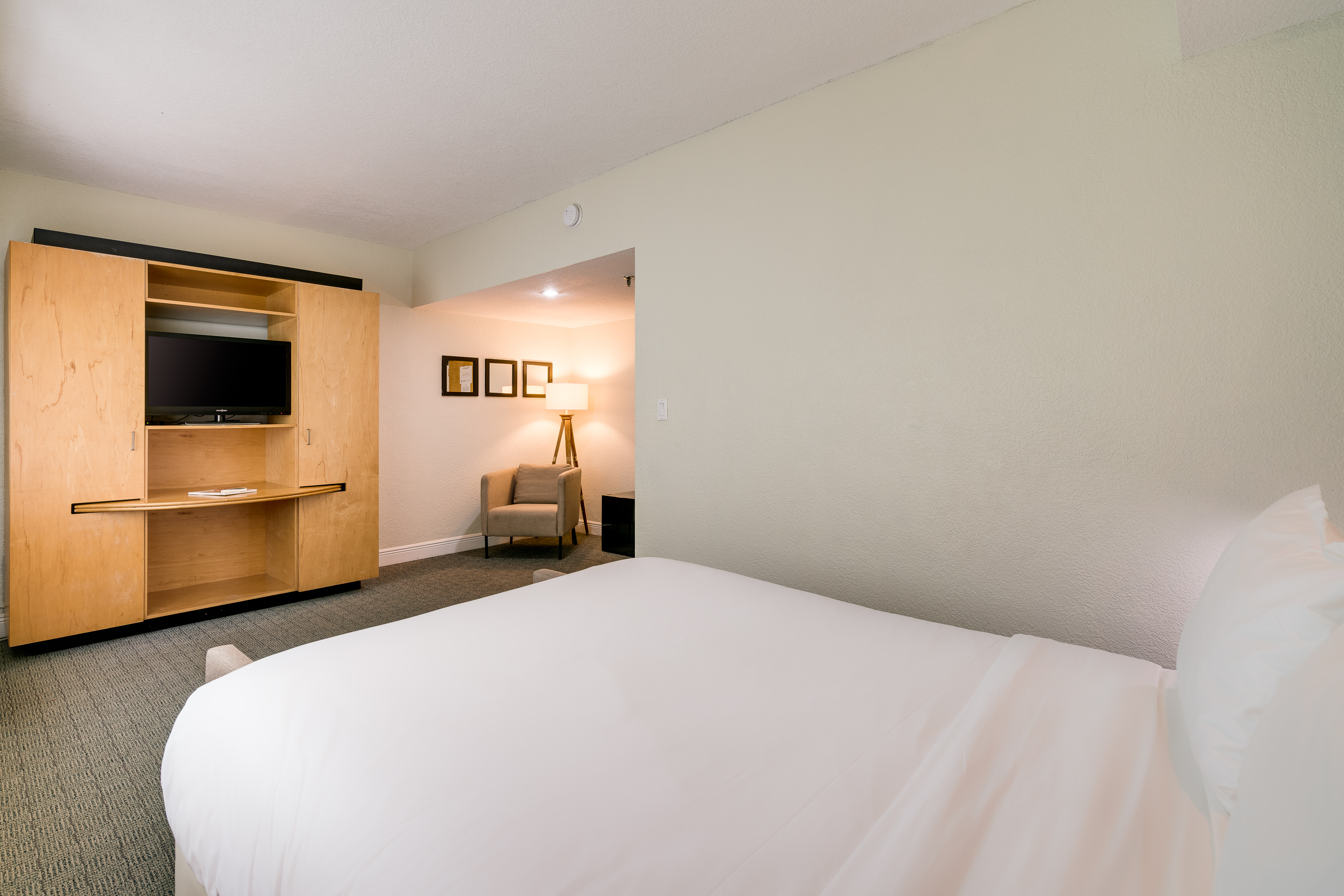 Double Superior Queen Bed