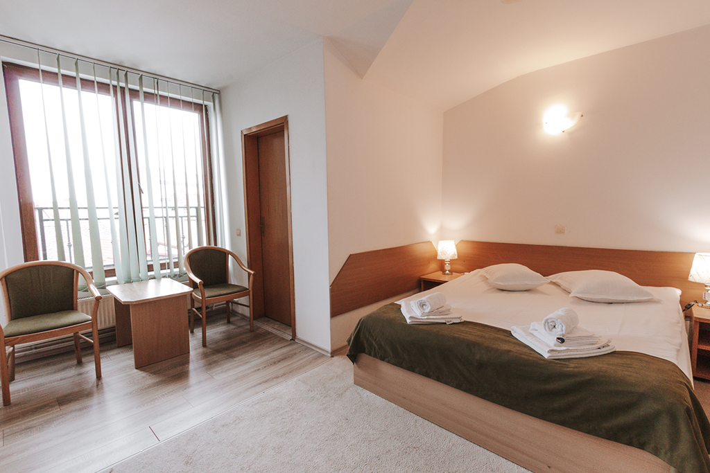 Double King Size Bed