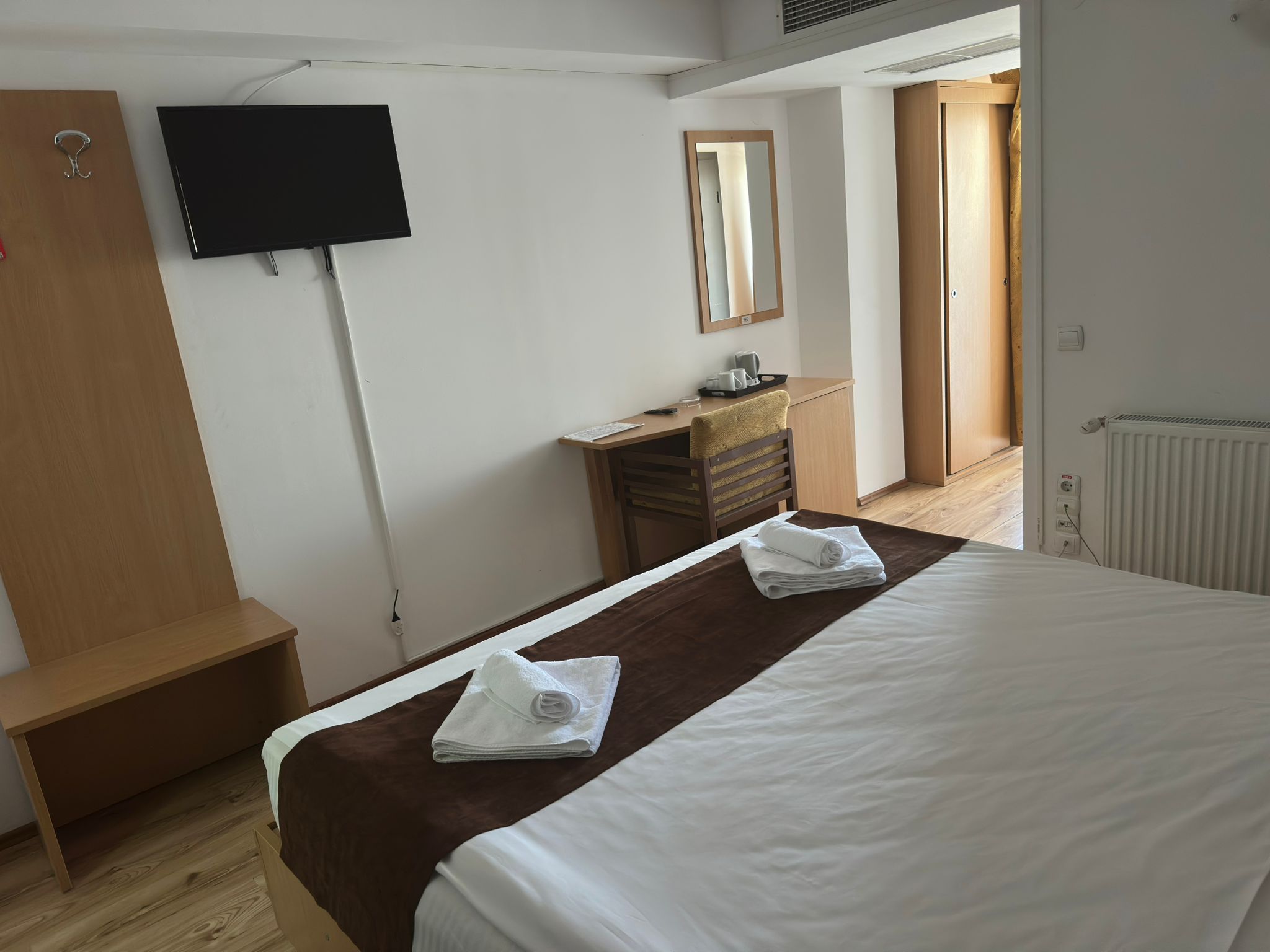 Double King Size Bed