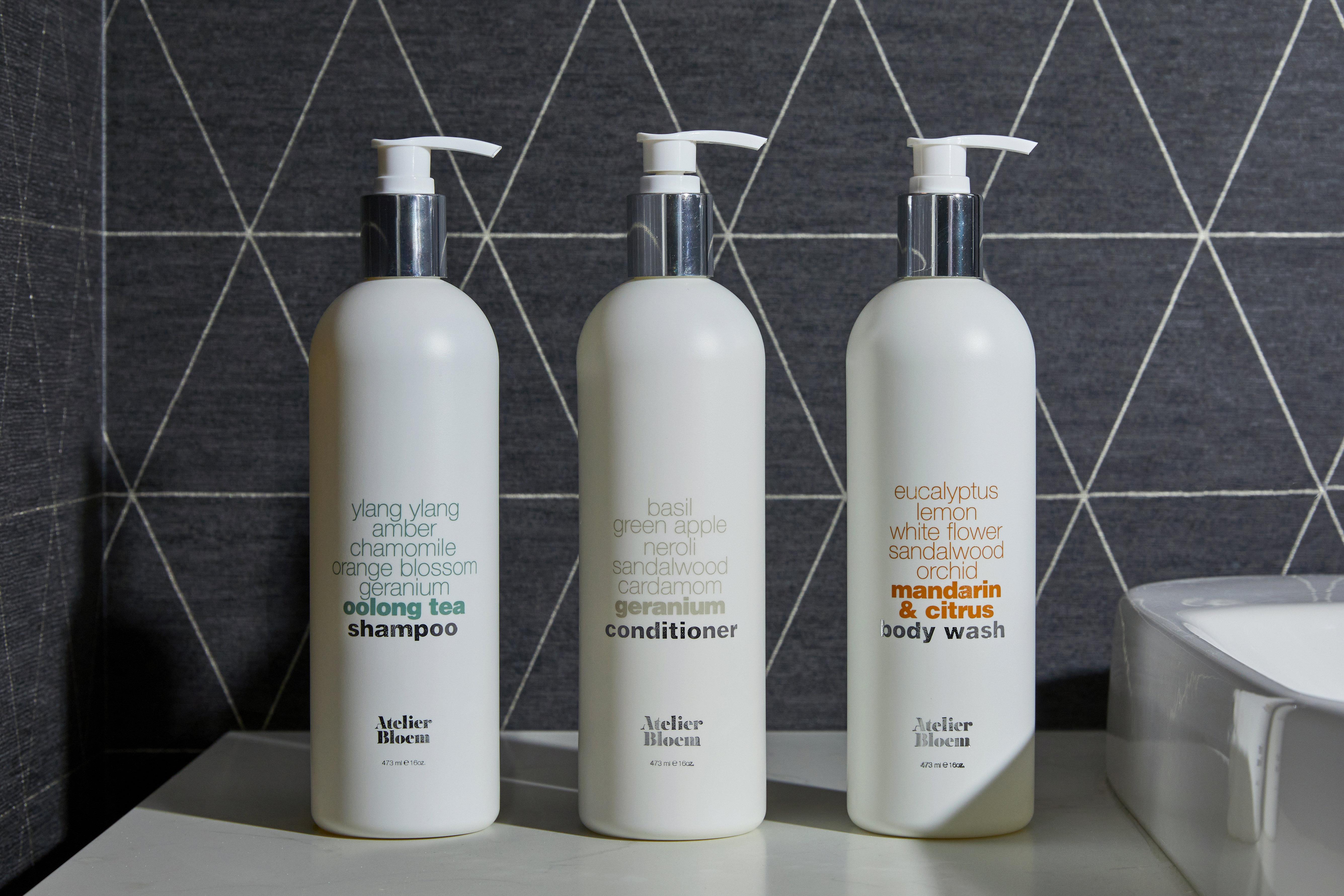 Double Deluxe King Bed