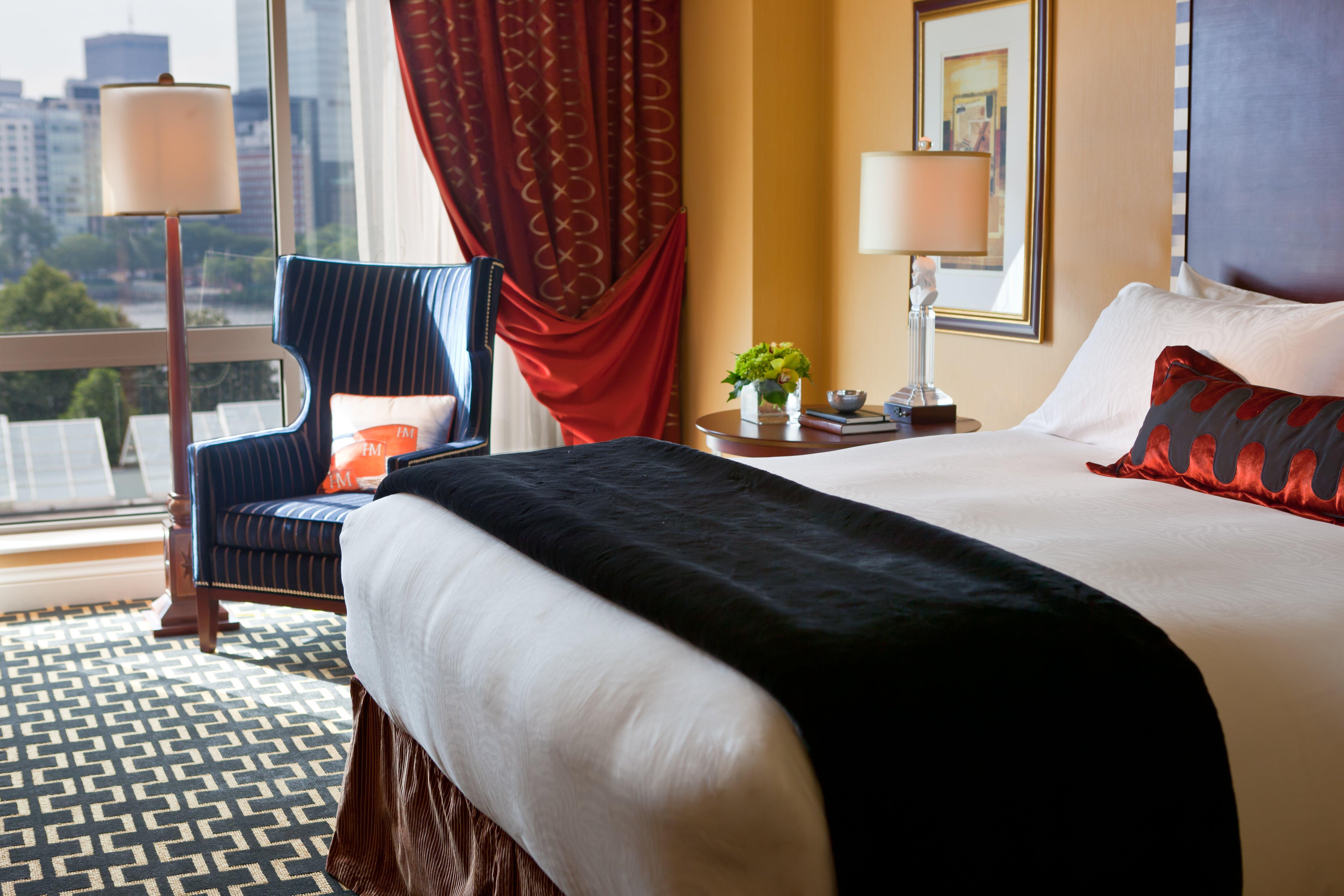 Double Deluxe King Bed