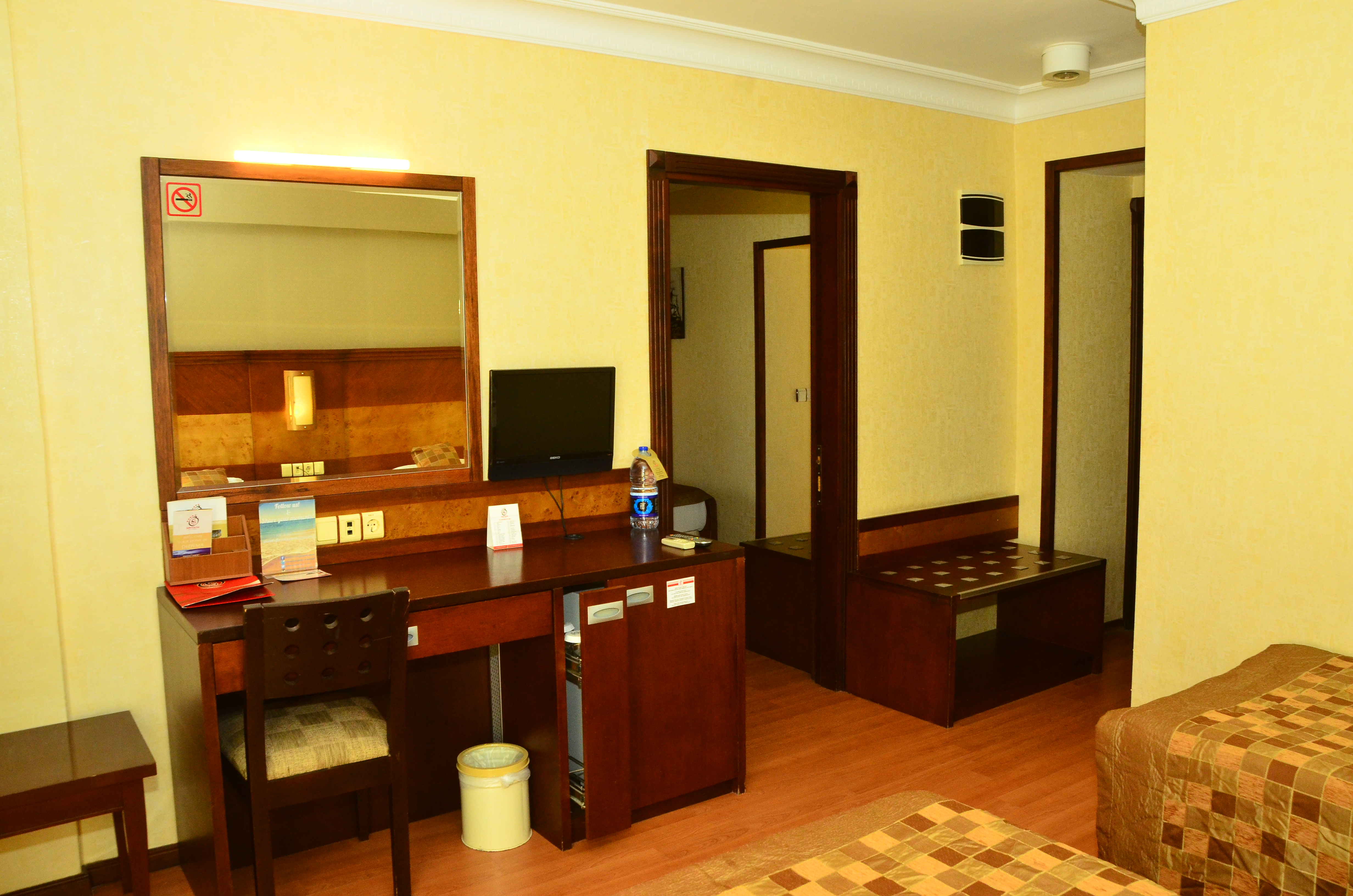 Family Room Land View