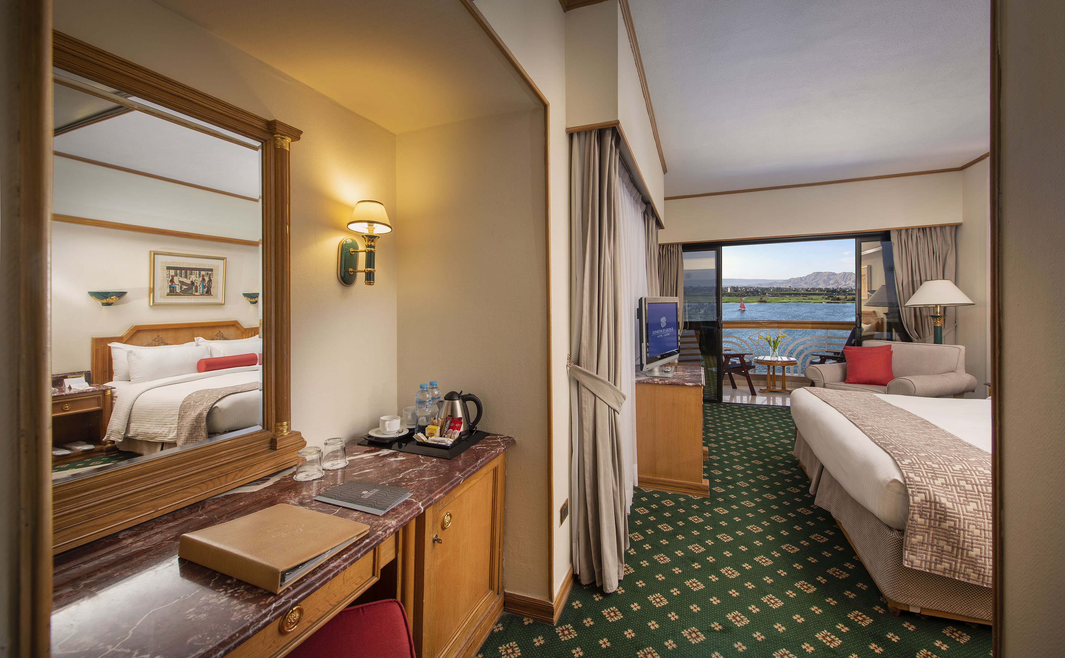 Junior Suite with Views