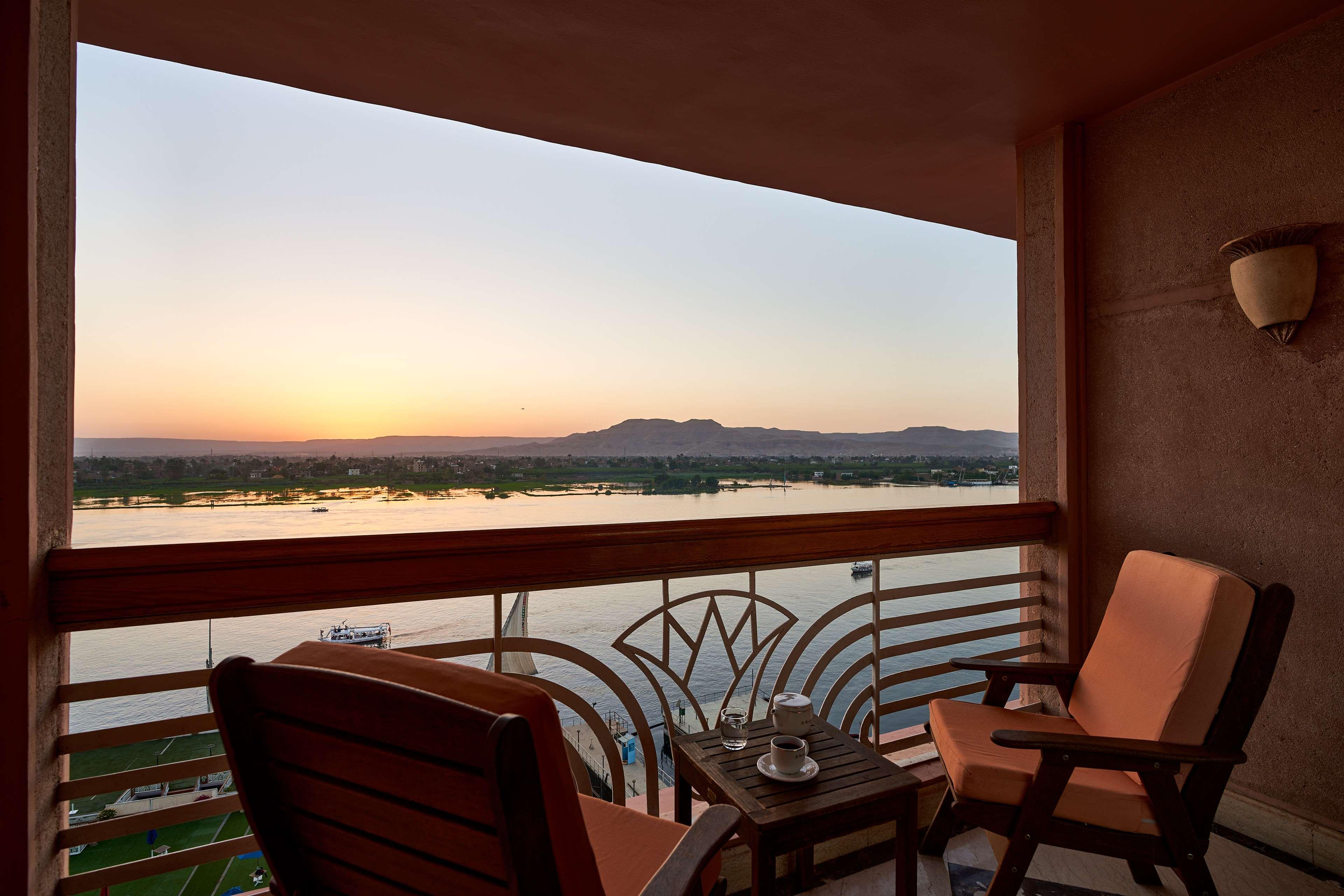 Room Deluxe with Views