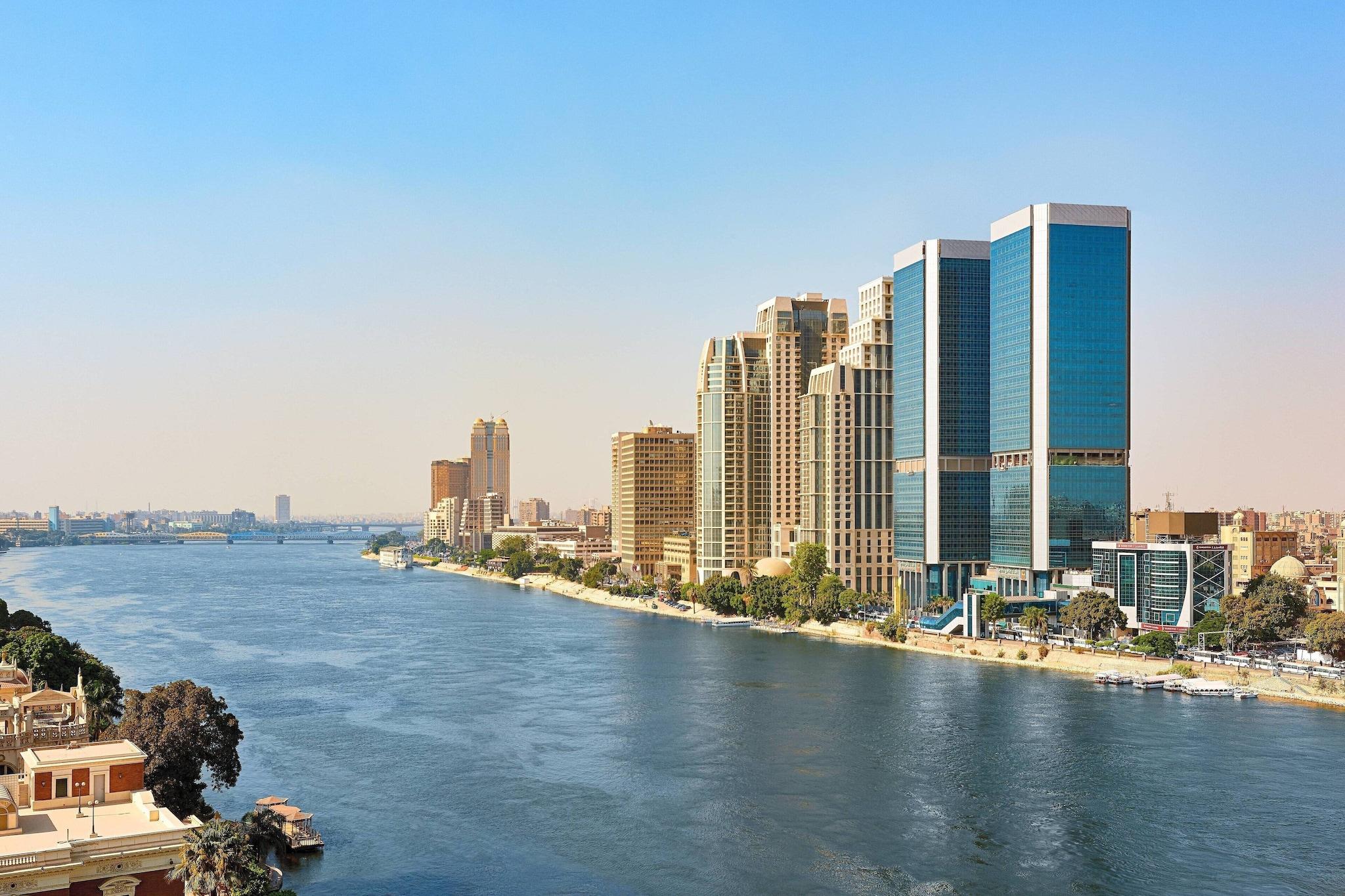 Twin Deluxe with Views