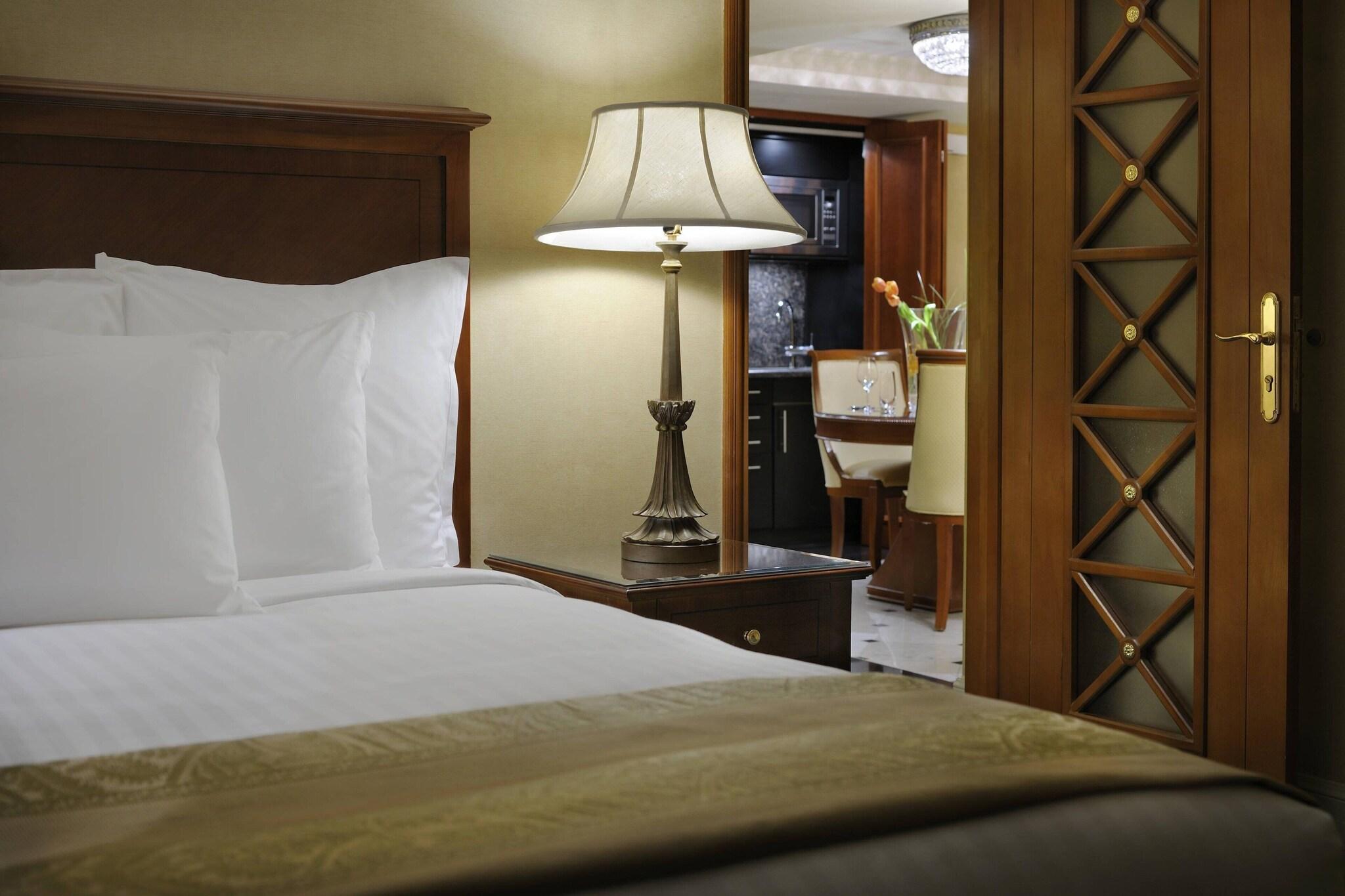 Suite Executive King Bed