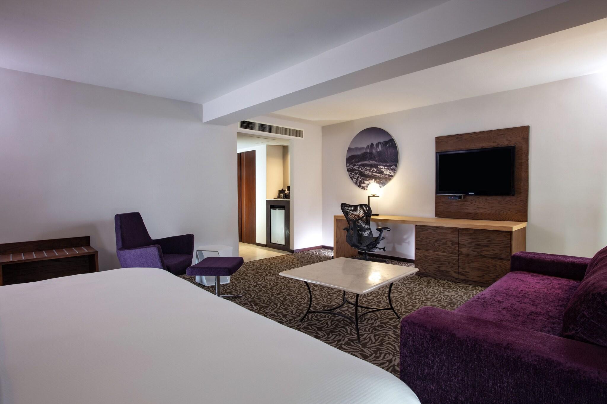 Junior Suite King Size Bed