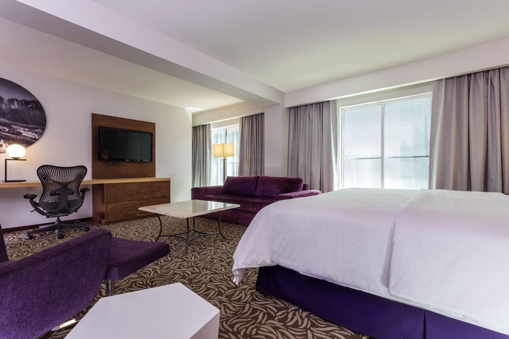 Junior Suite King Size Bed