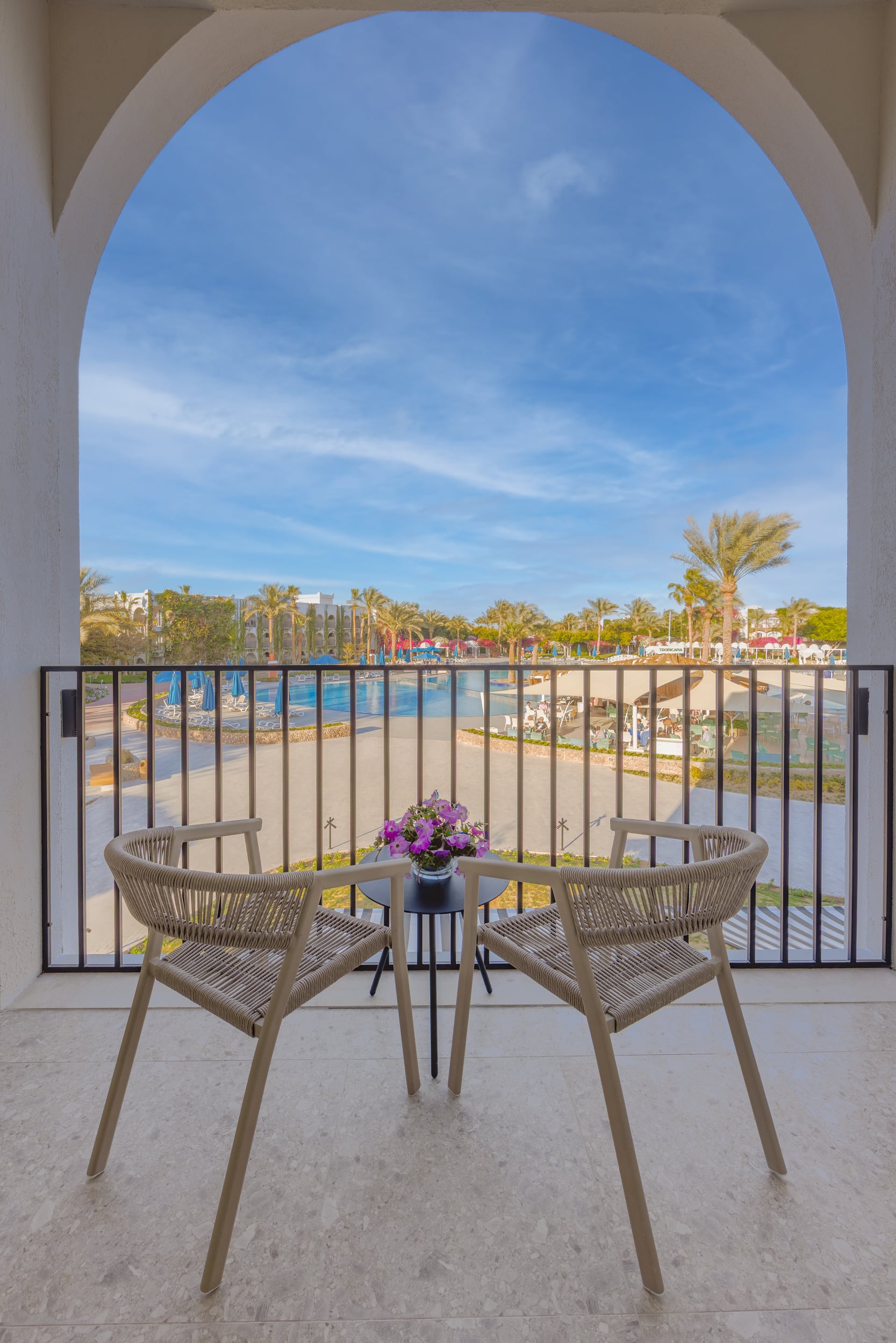 Twin Deluxe Pool View