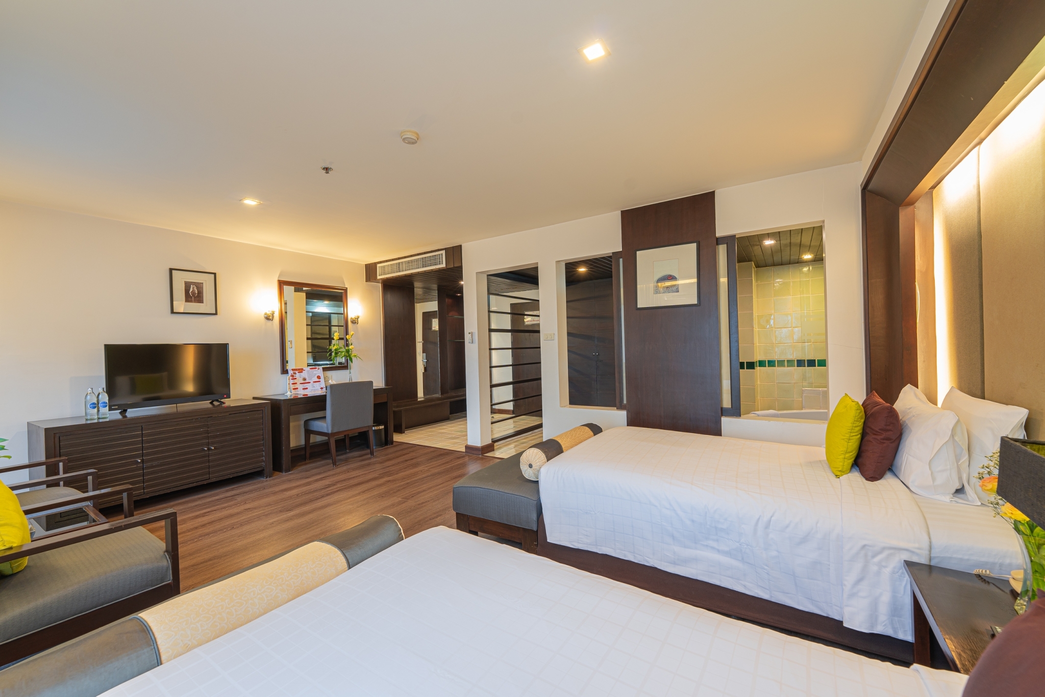 Double or Twin Deluxe