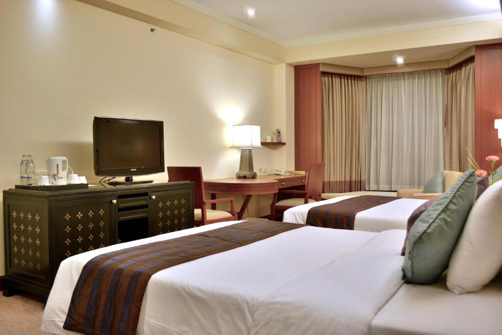 Double or Twin Deluxe Executive