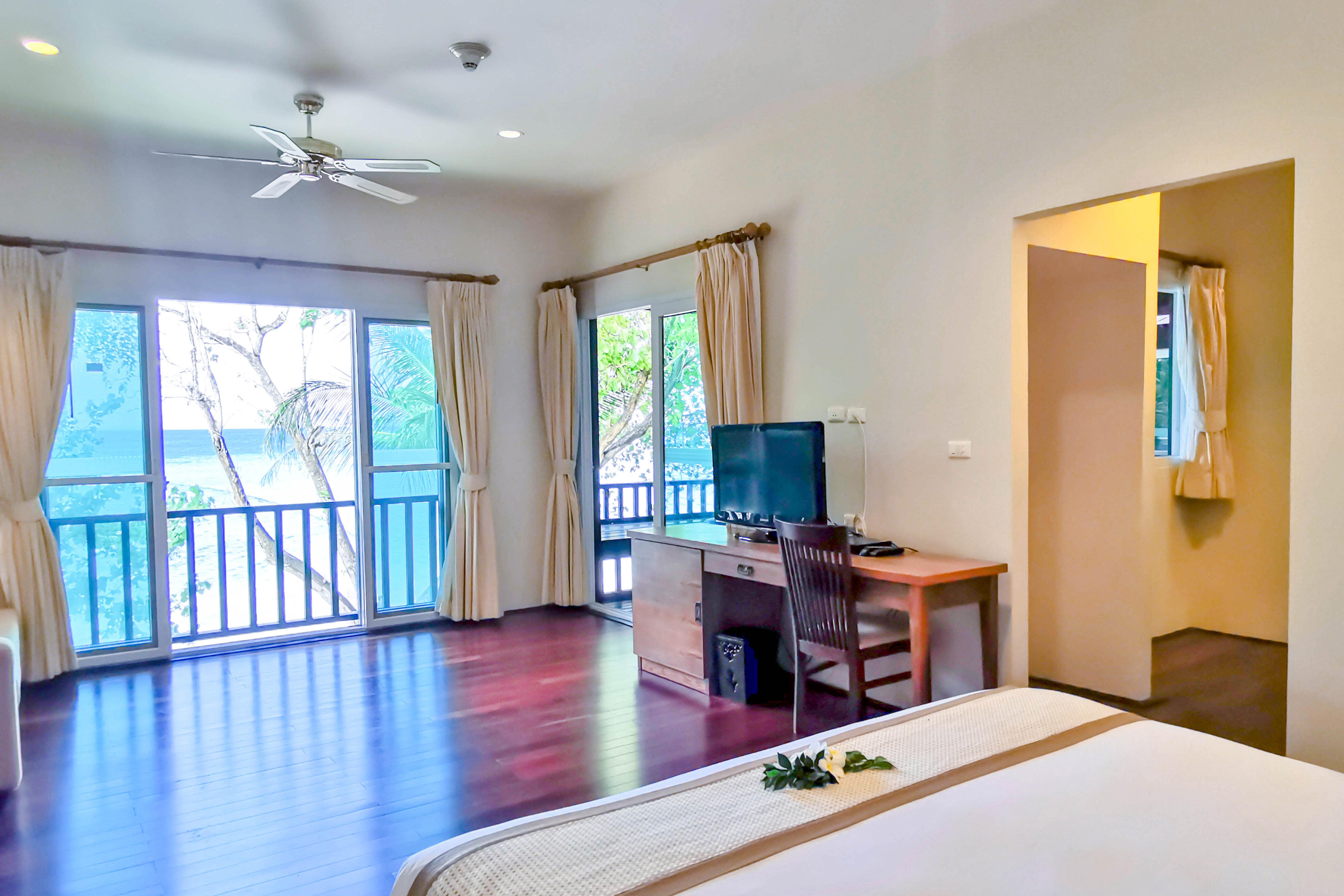 Suite Beach Front Two Bedrooms