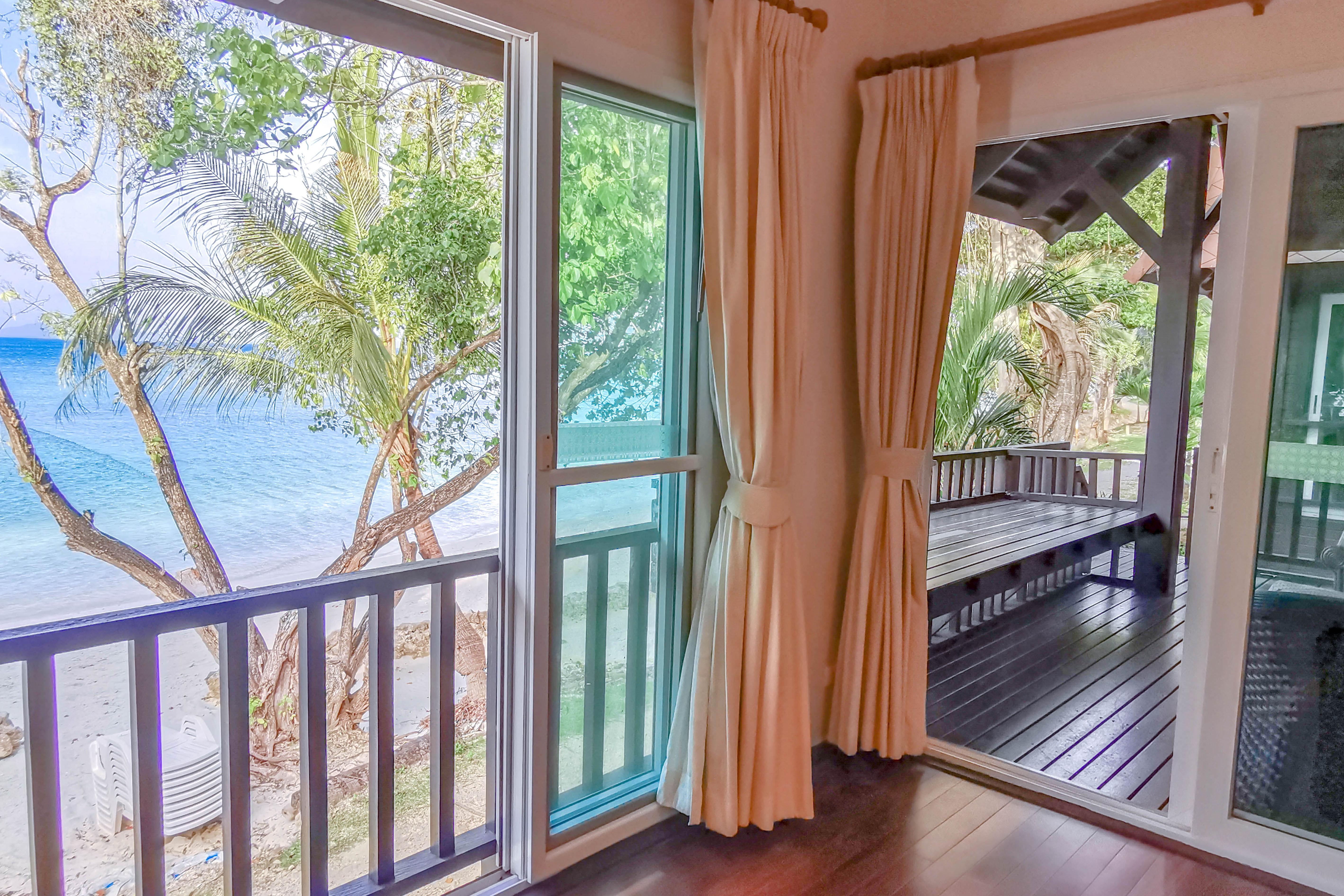 Suite Beach Front Two Bedrooms