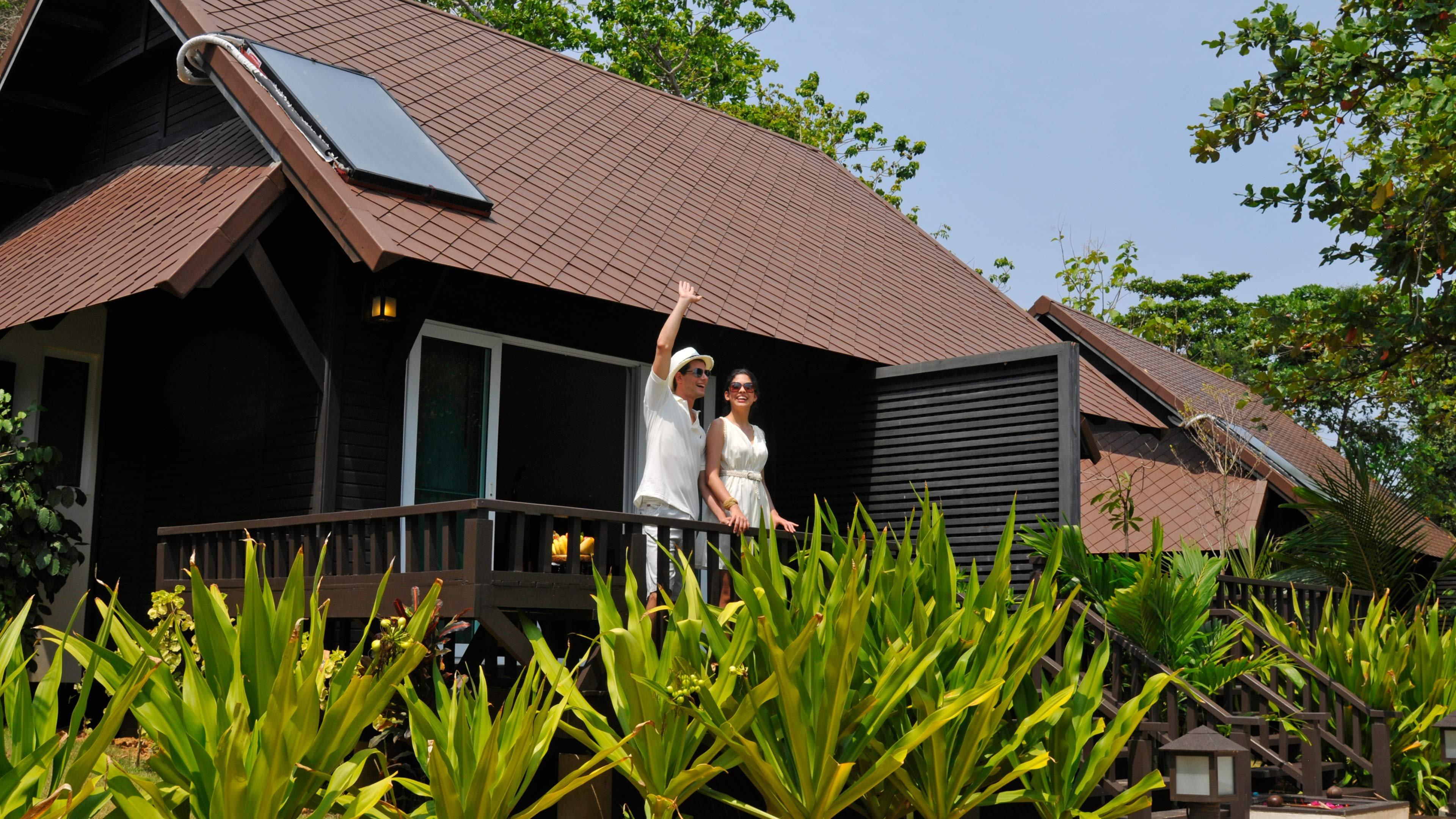 Studio King Size Bed