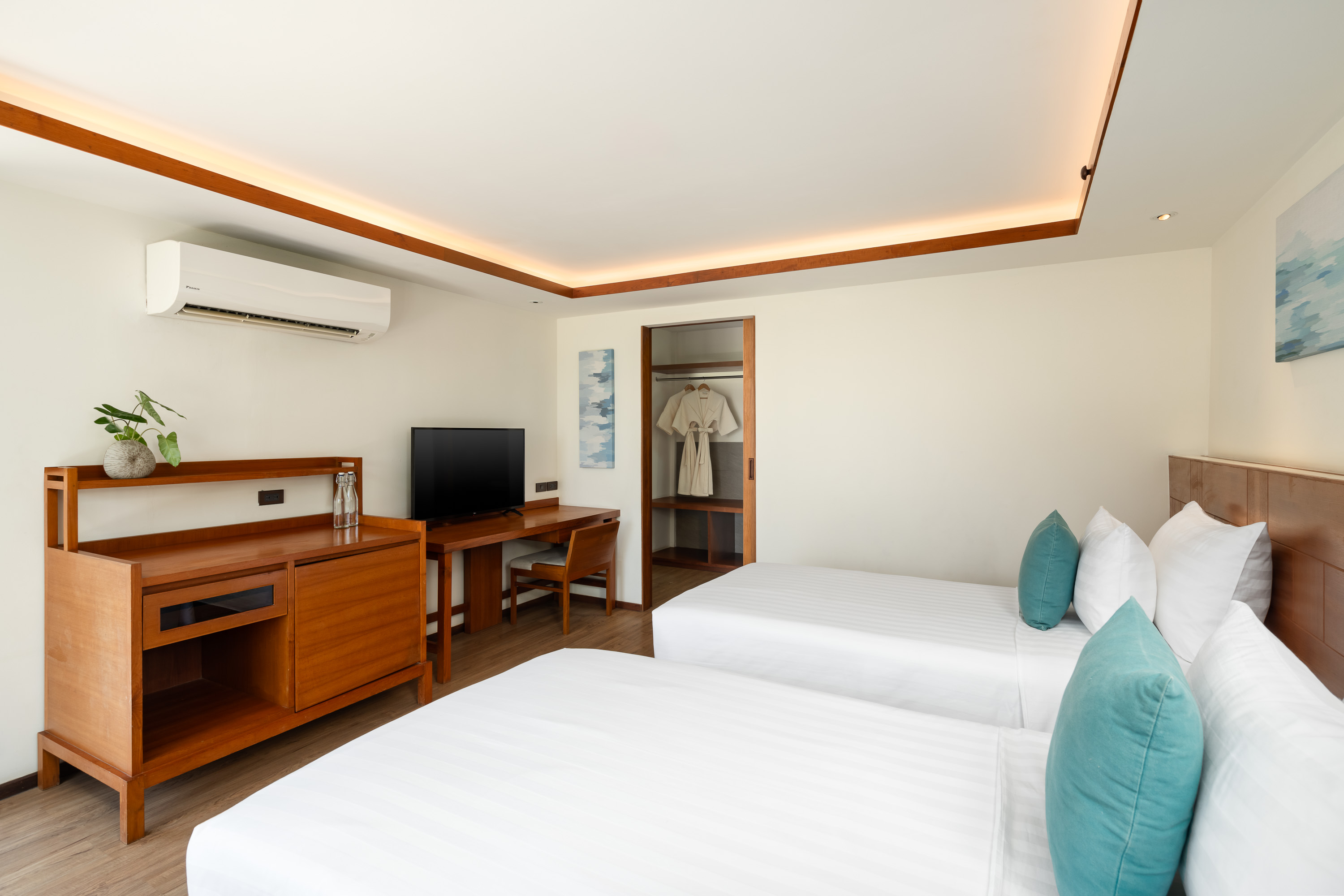 Twin Deluxe Sea View