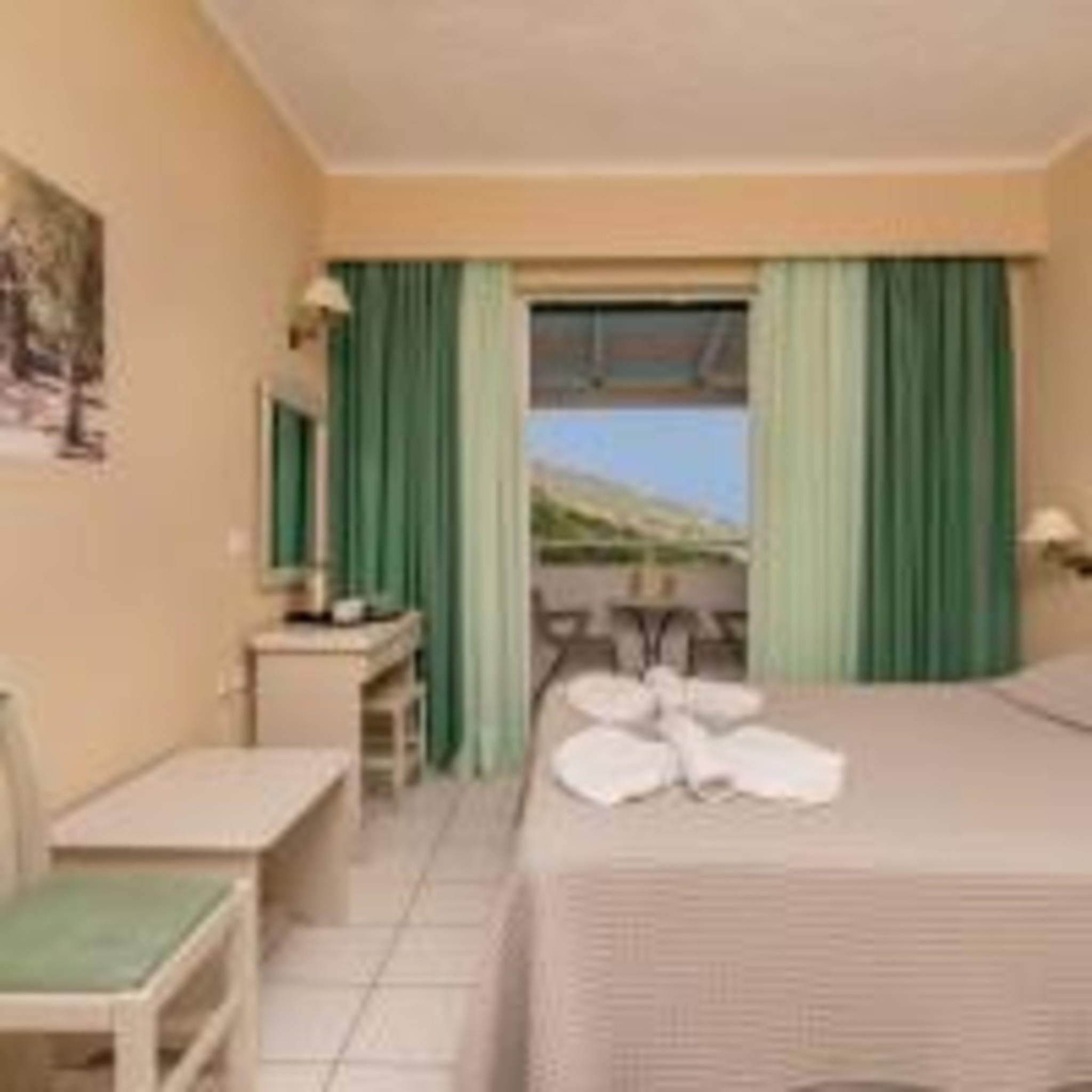 Family Room Garden View