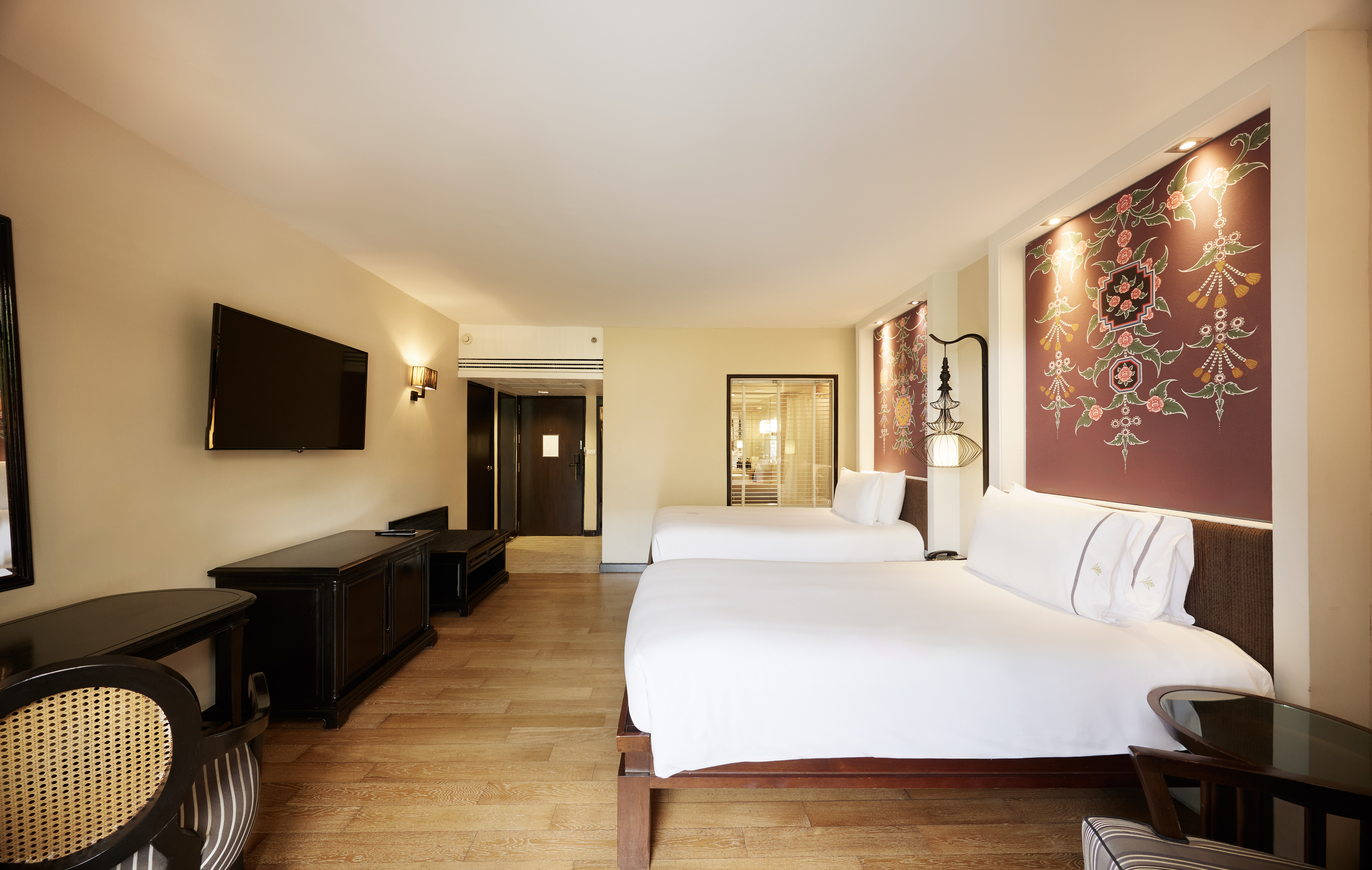 Twin Deluxe Executive