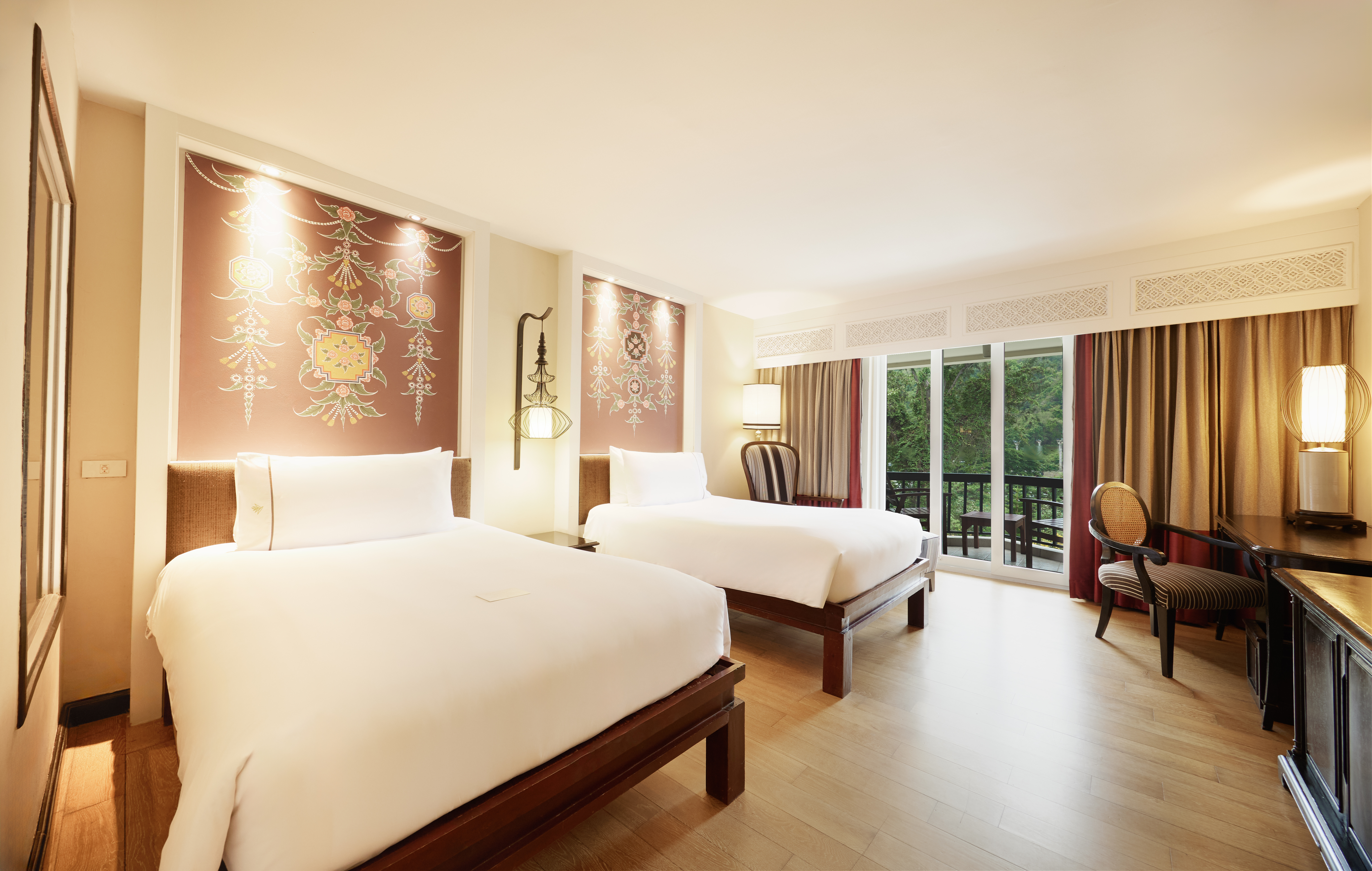 Twin Deluxe Executive