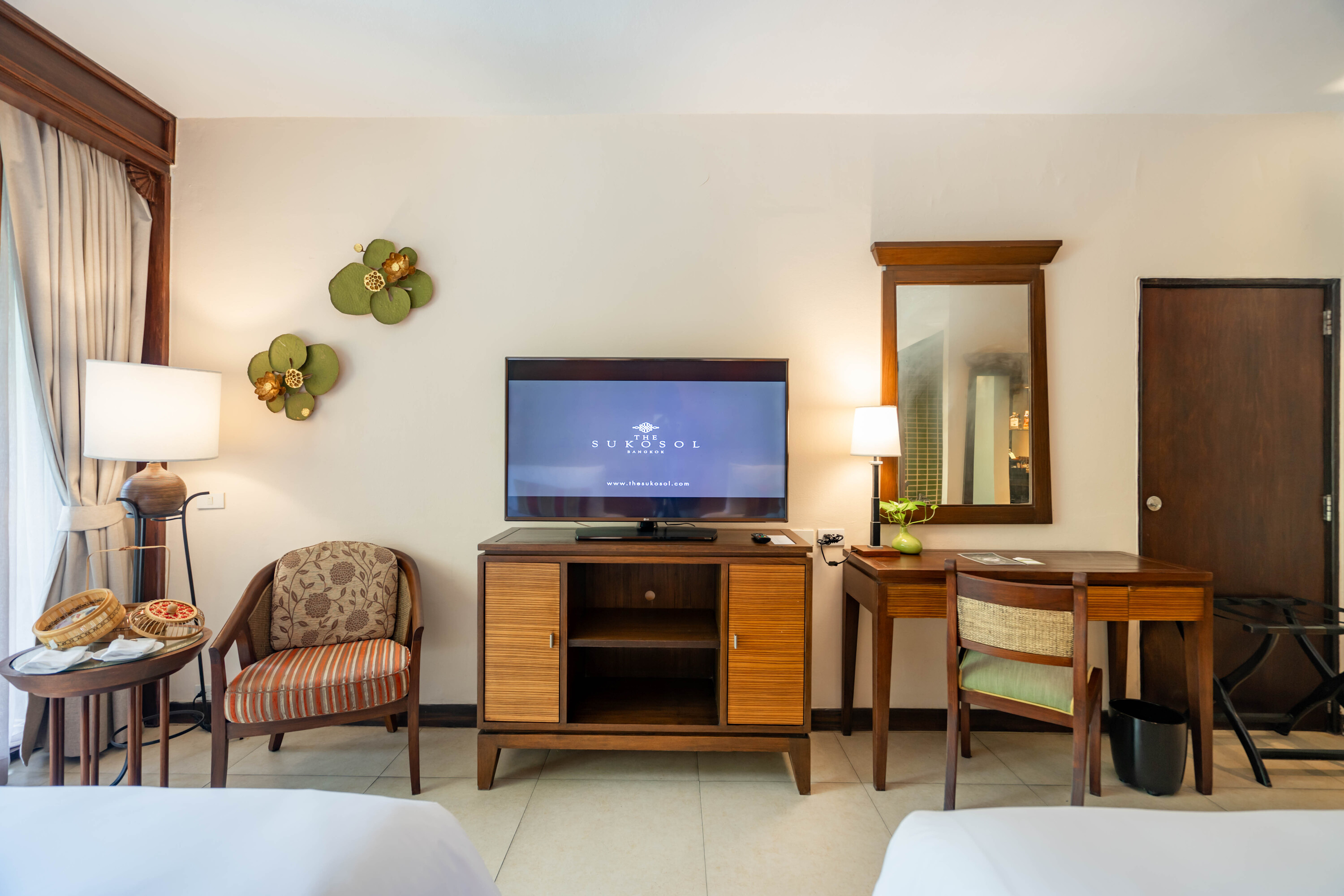 Double Deluxe Pool View