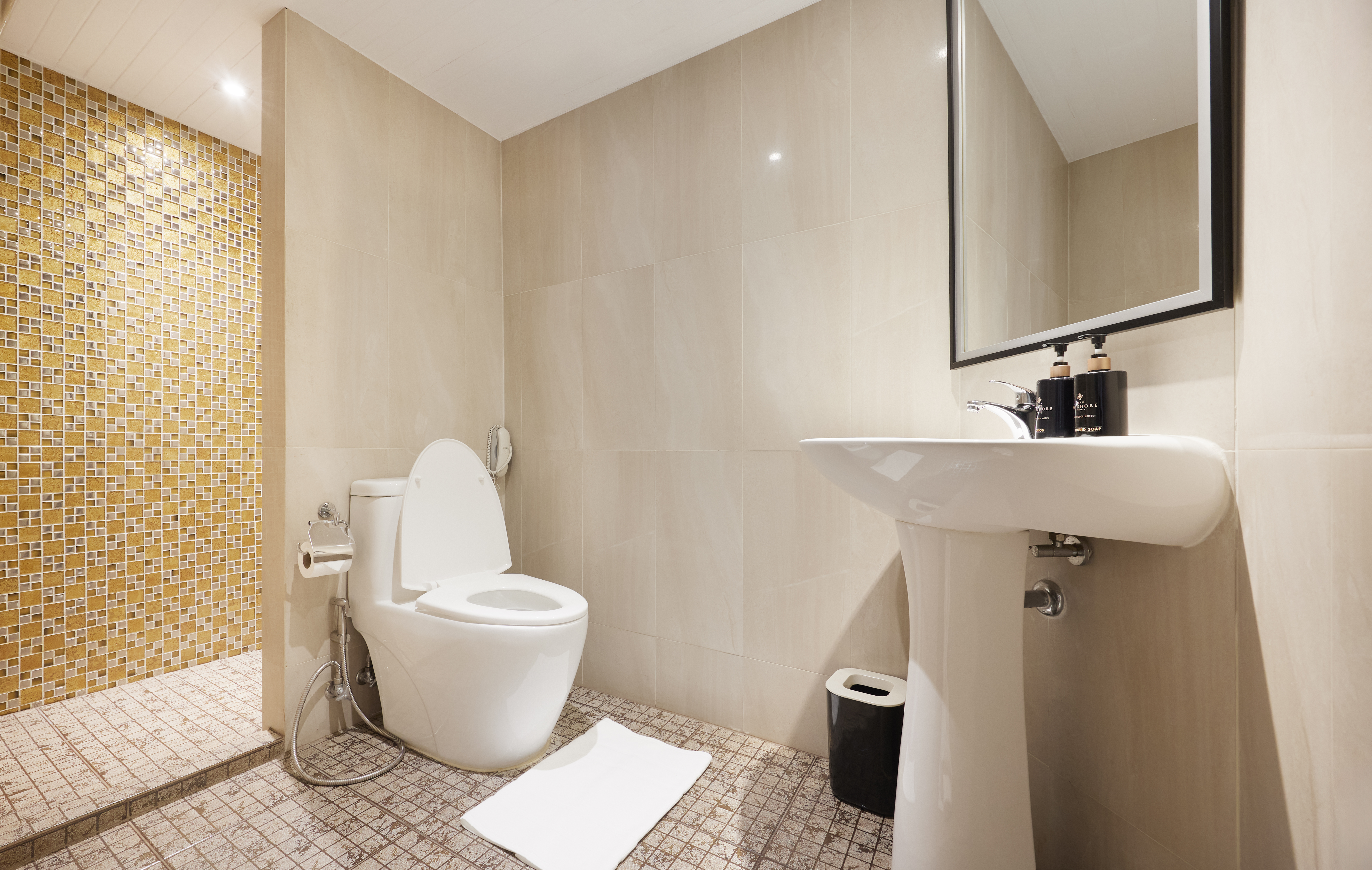 Family Room Executive