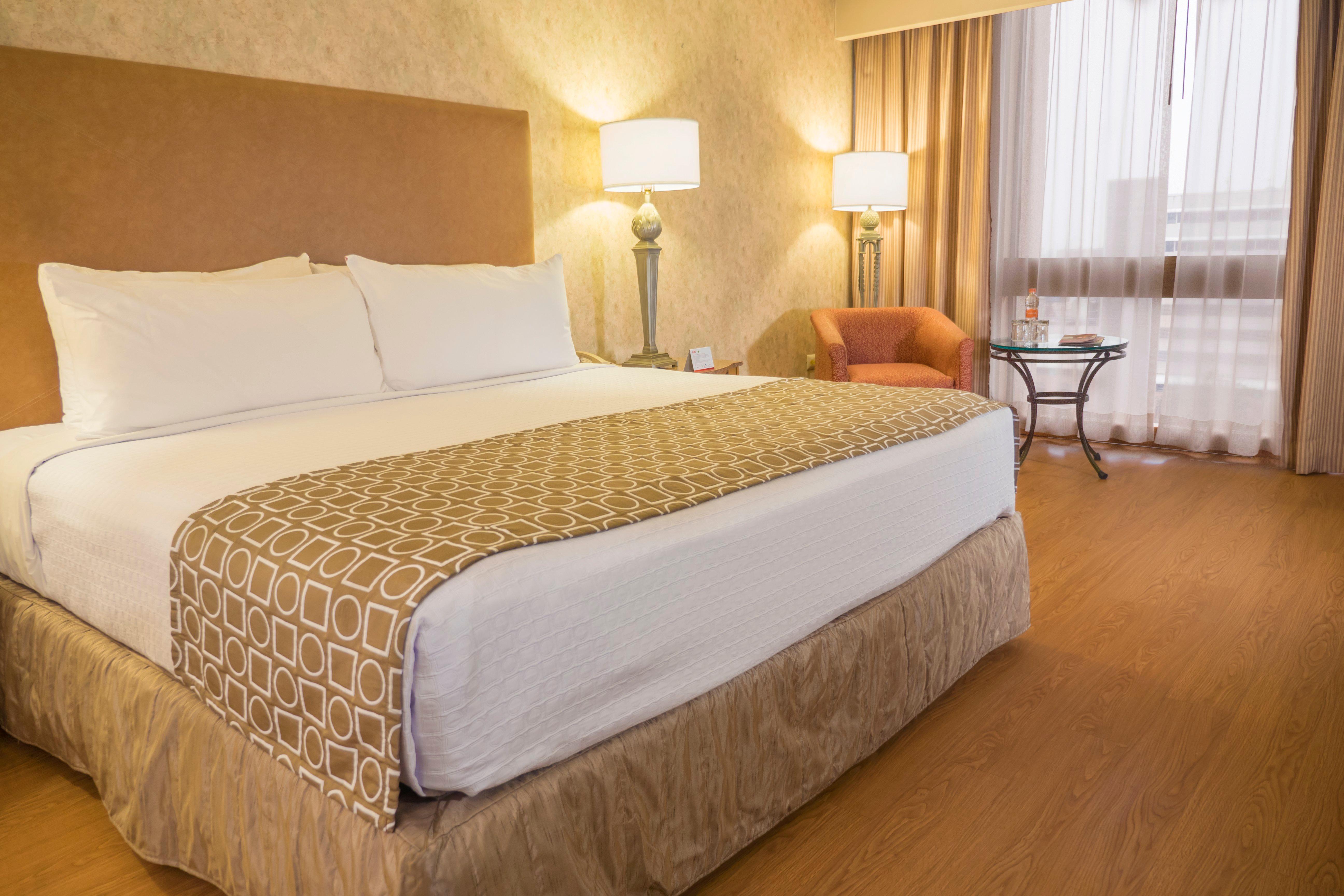 Double King Bed Non Smoking