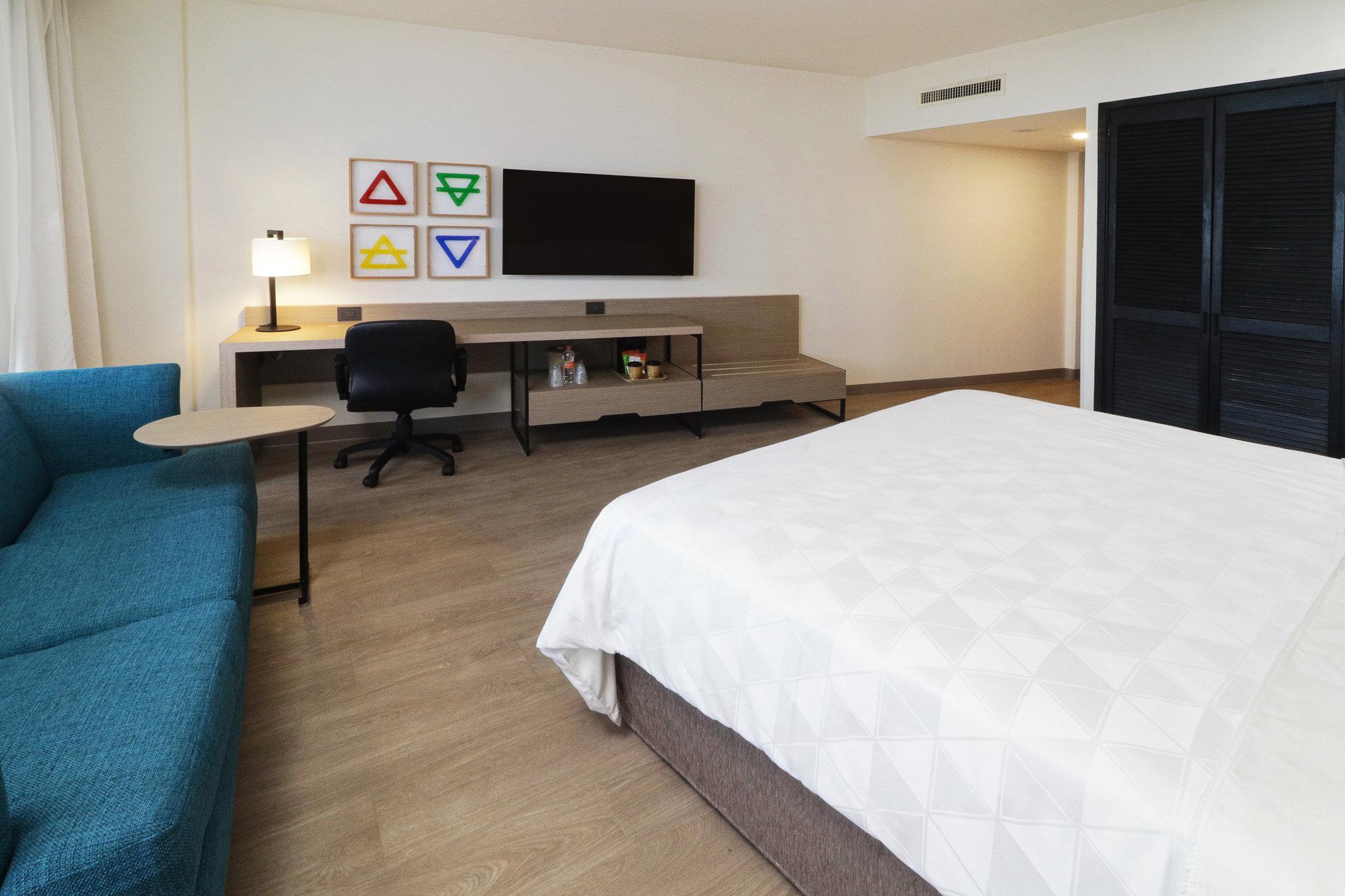 Double Superior King Bed