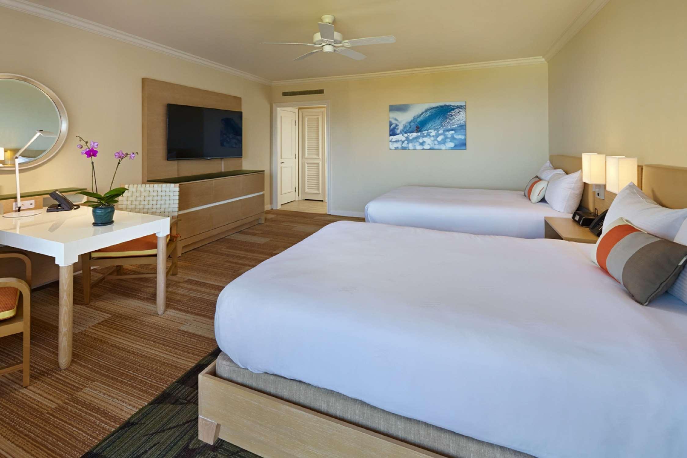 Double Deluxe Queen Bed