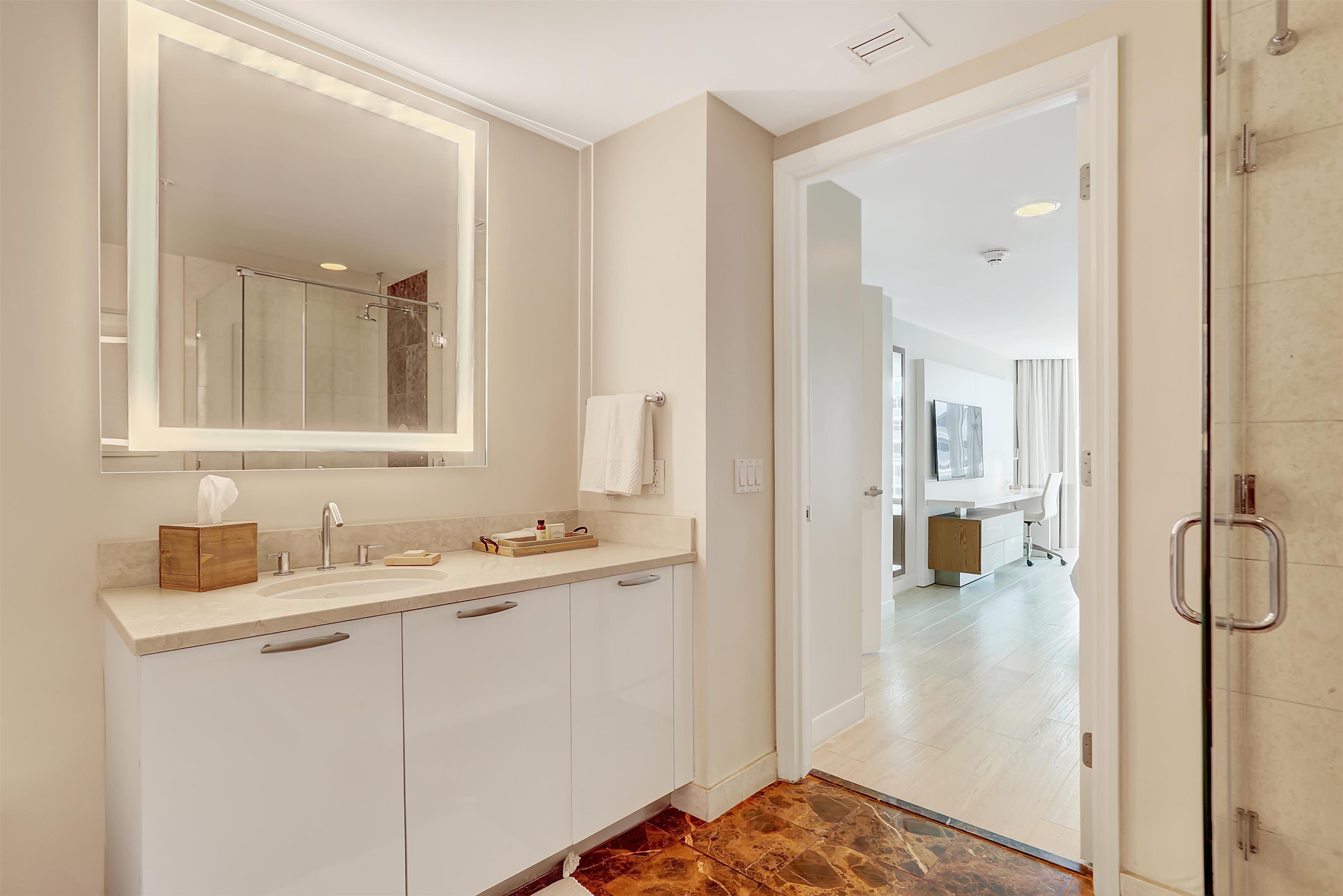 Suite Ocean Front Two Bedrooms