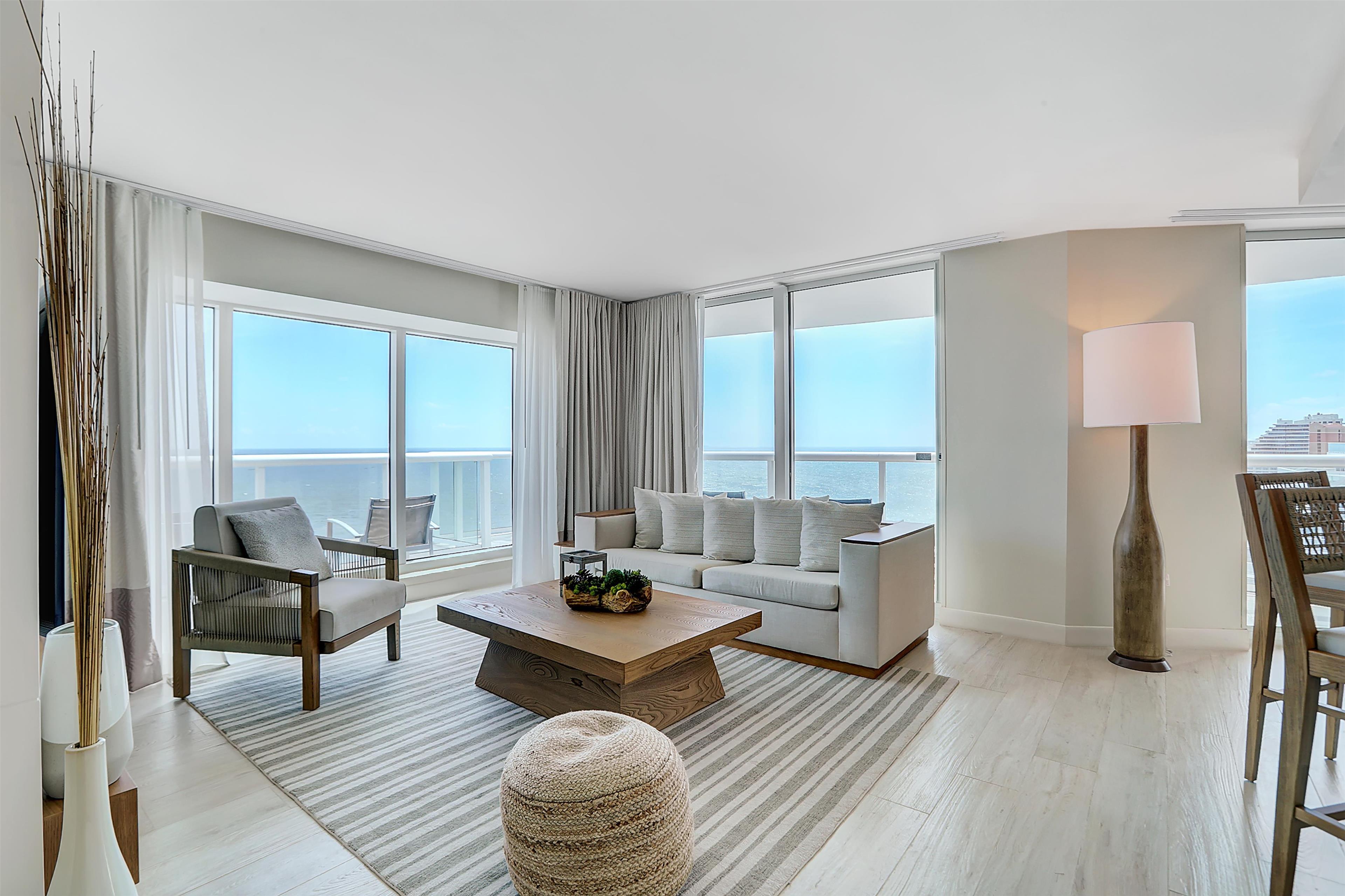 Suite Ocean Front