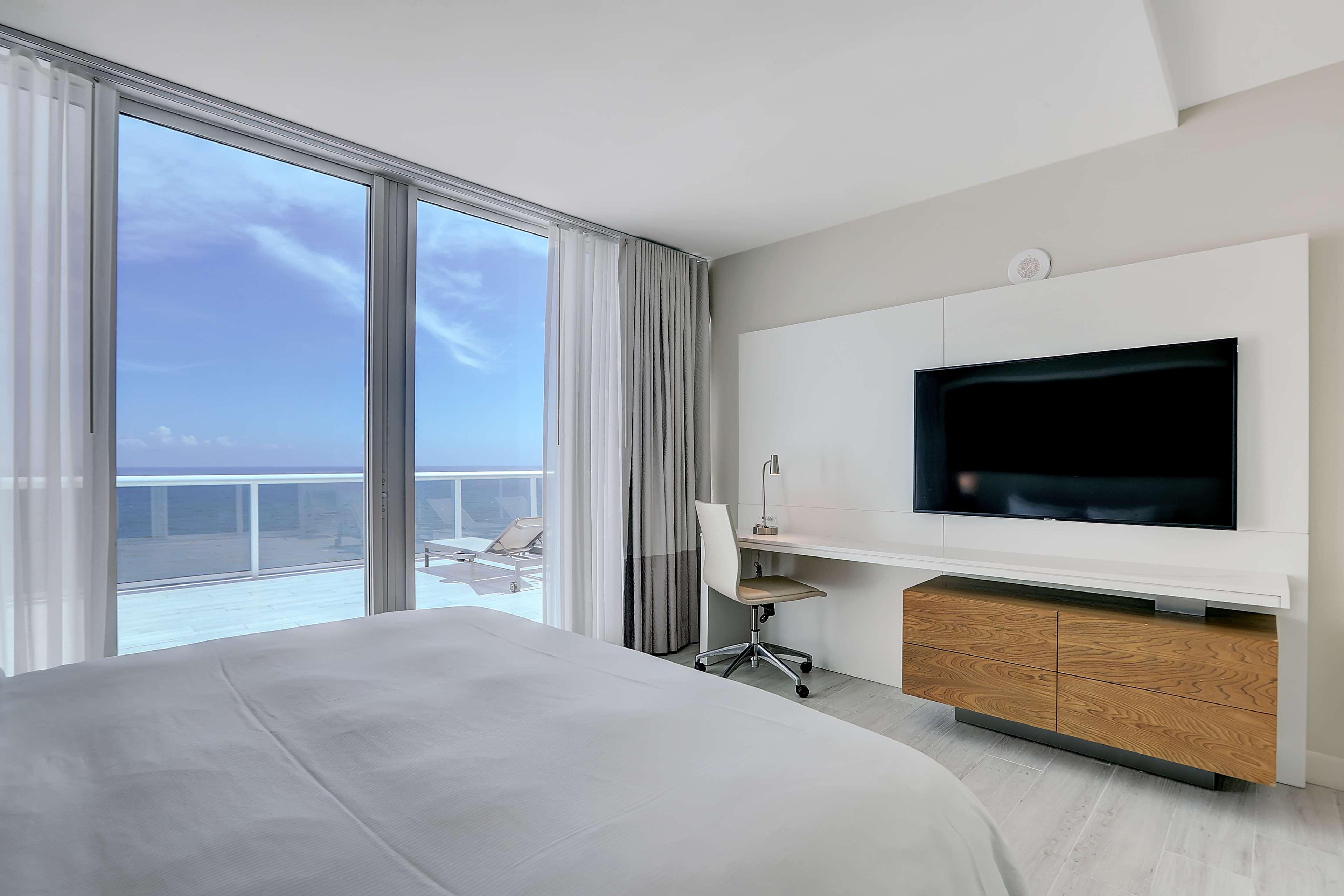 Suite Ocean Front Two Bedrooms