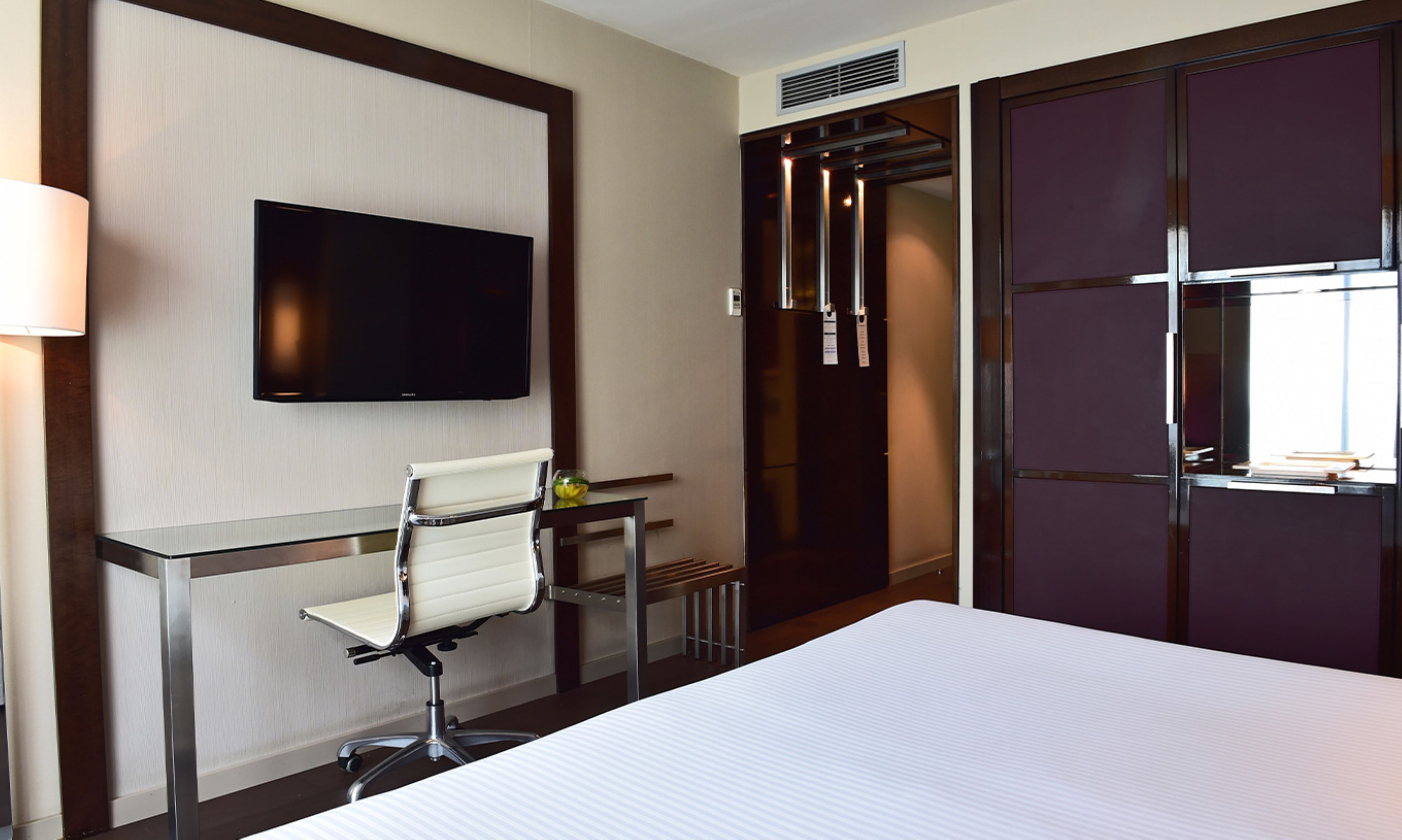 Double or Twin Executive