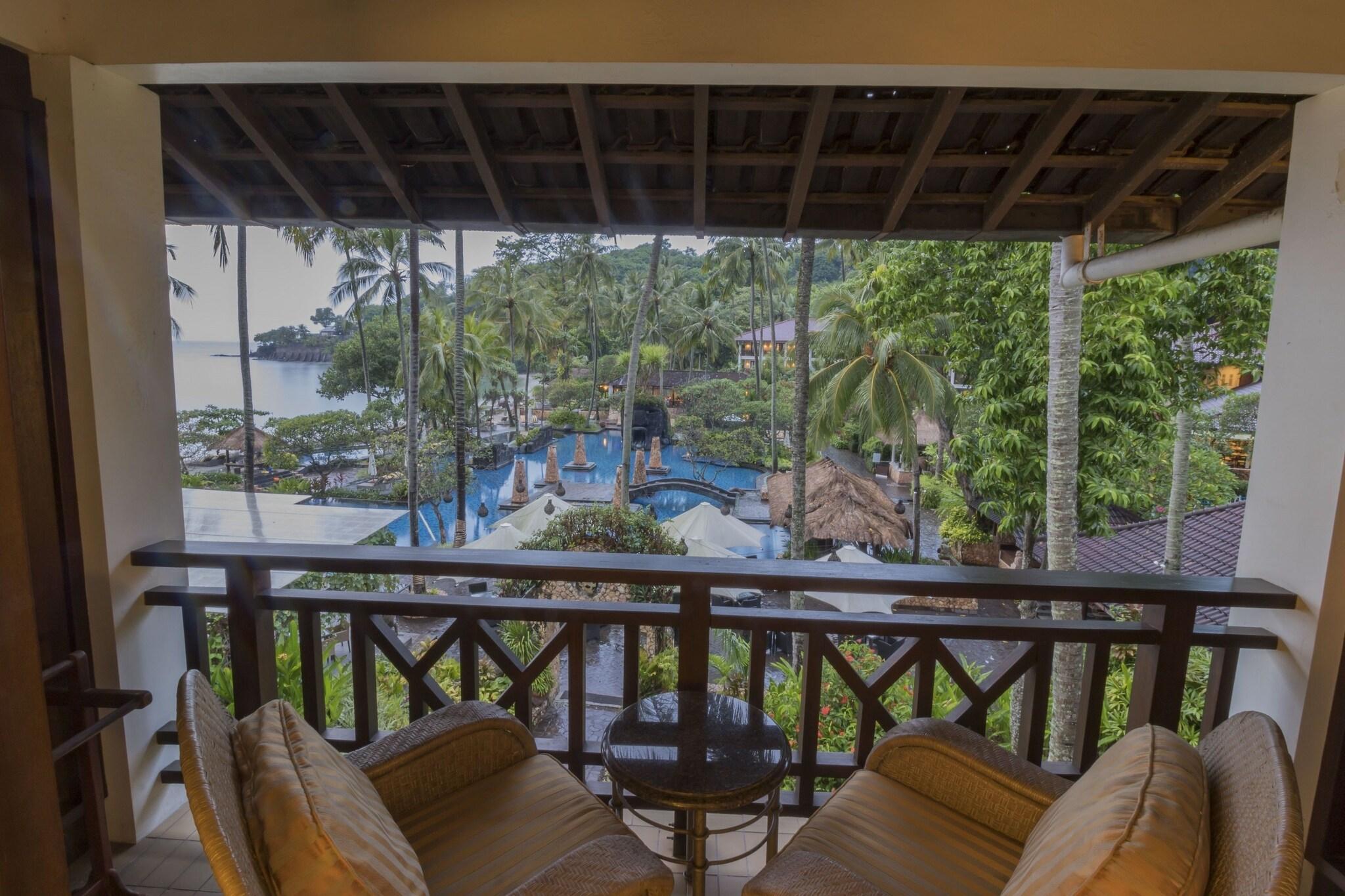 Twin Deluxe Ocean View