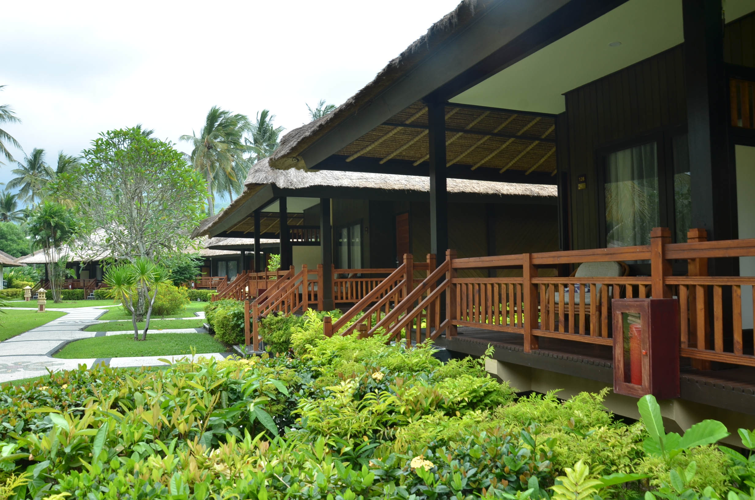 Bungalow Garden View