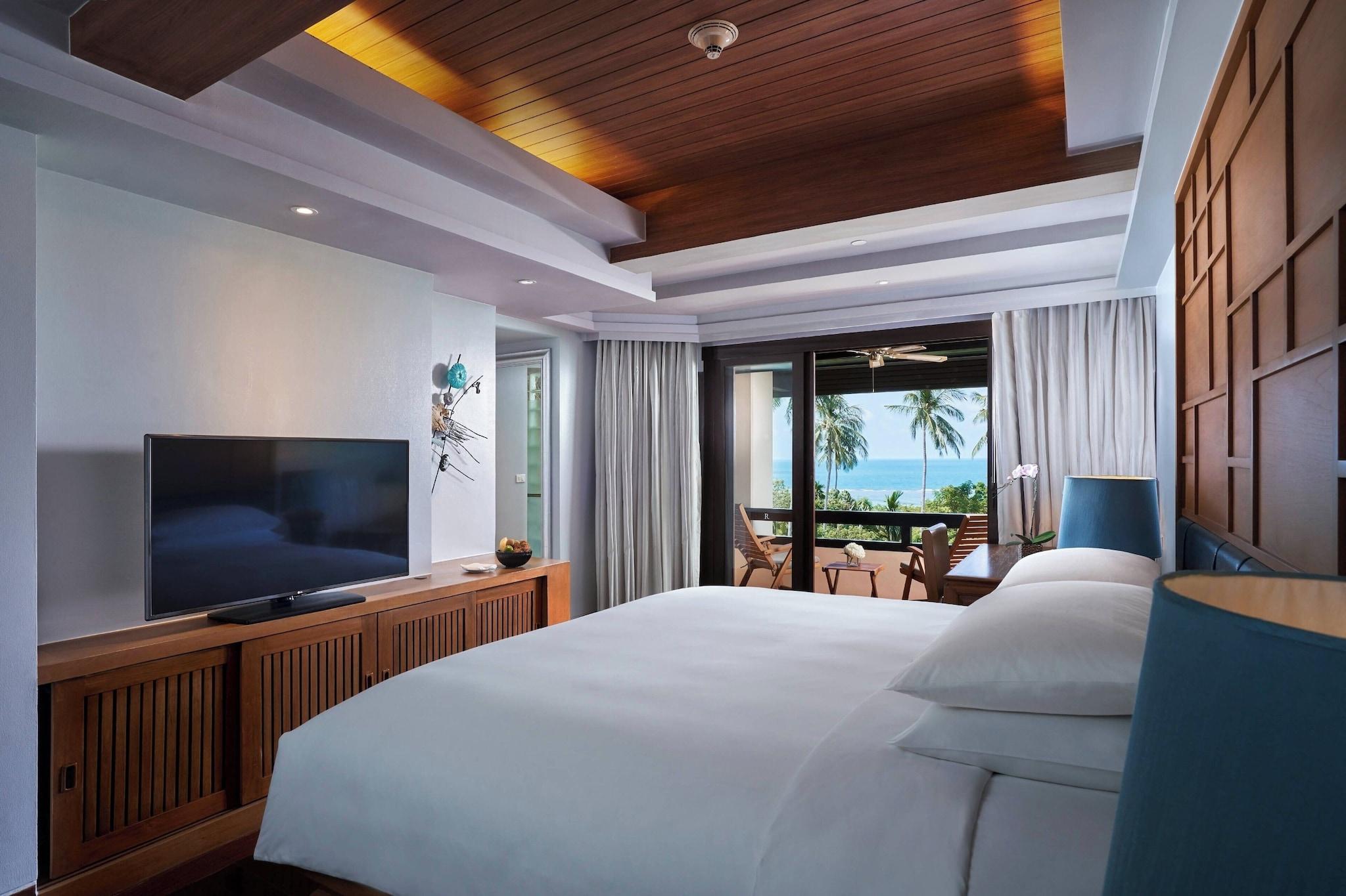 Double Sea View King Bed