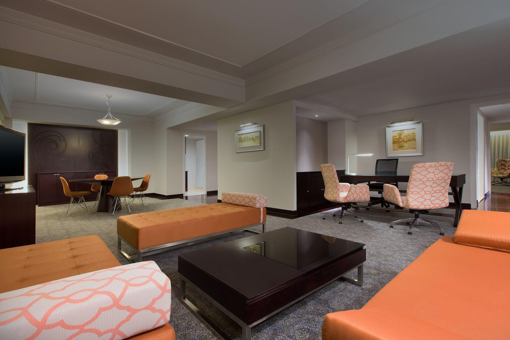 Suite Executive King Bed