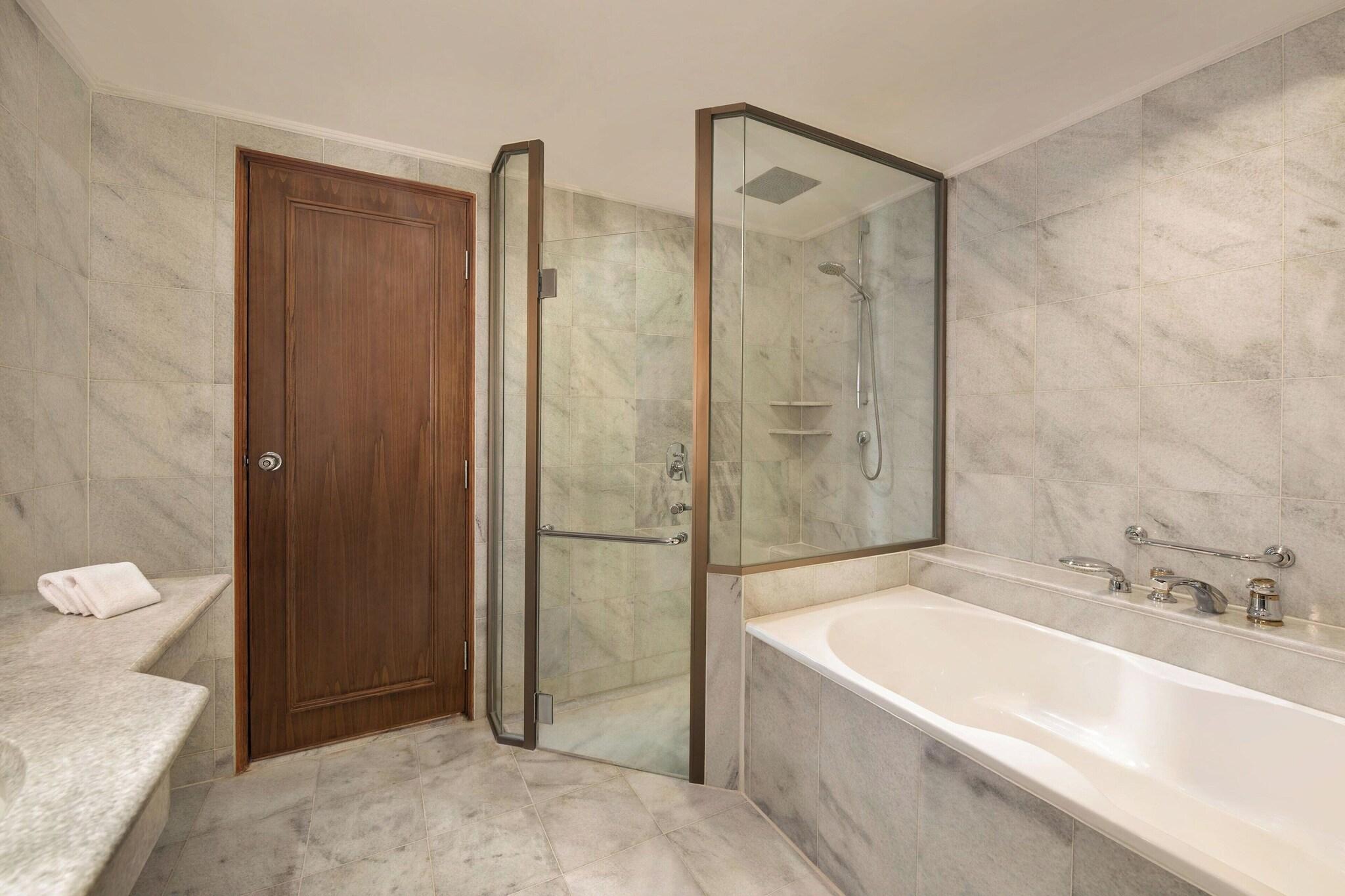 Suite Executive King Bed