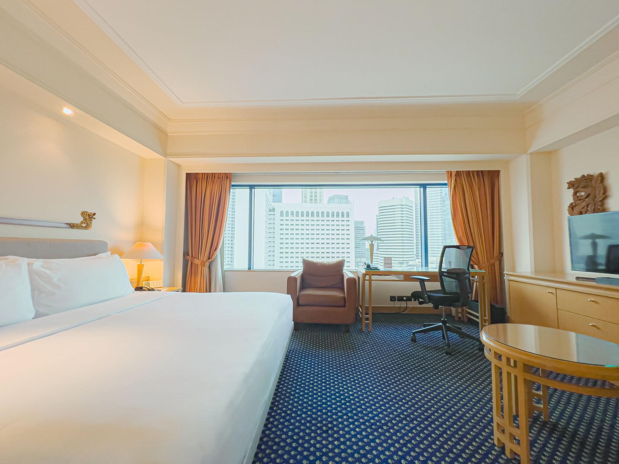 Double Deluxe King Bed